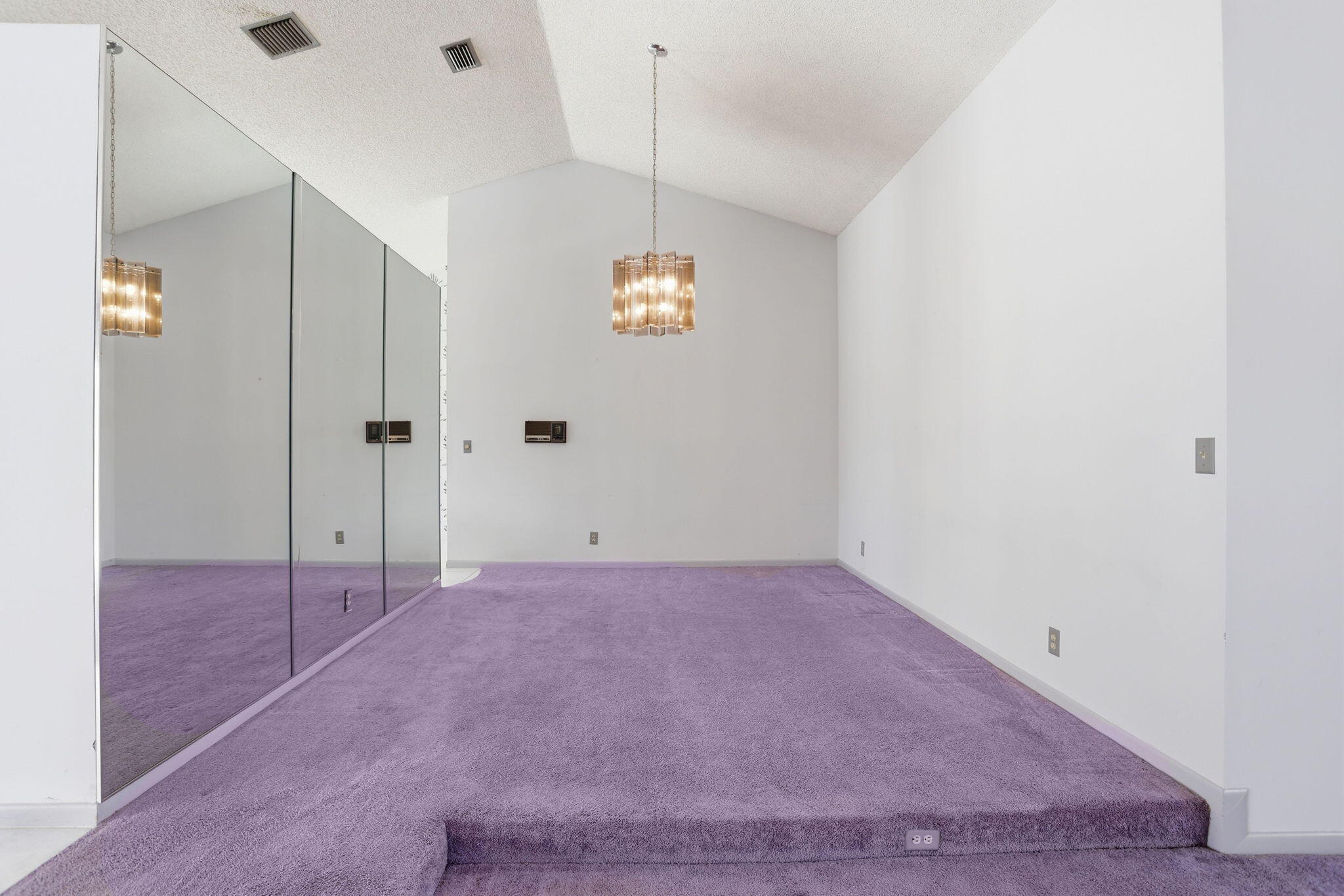 9476 El Clair Ranch Road