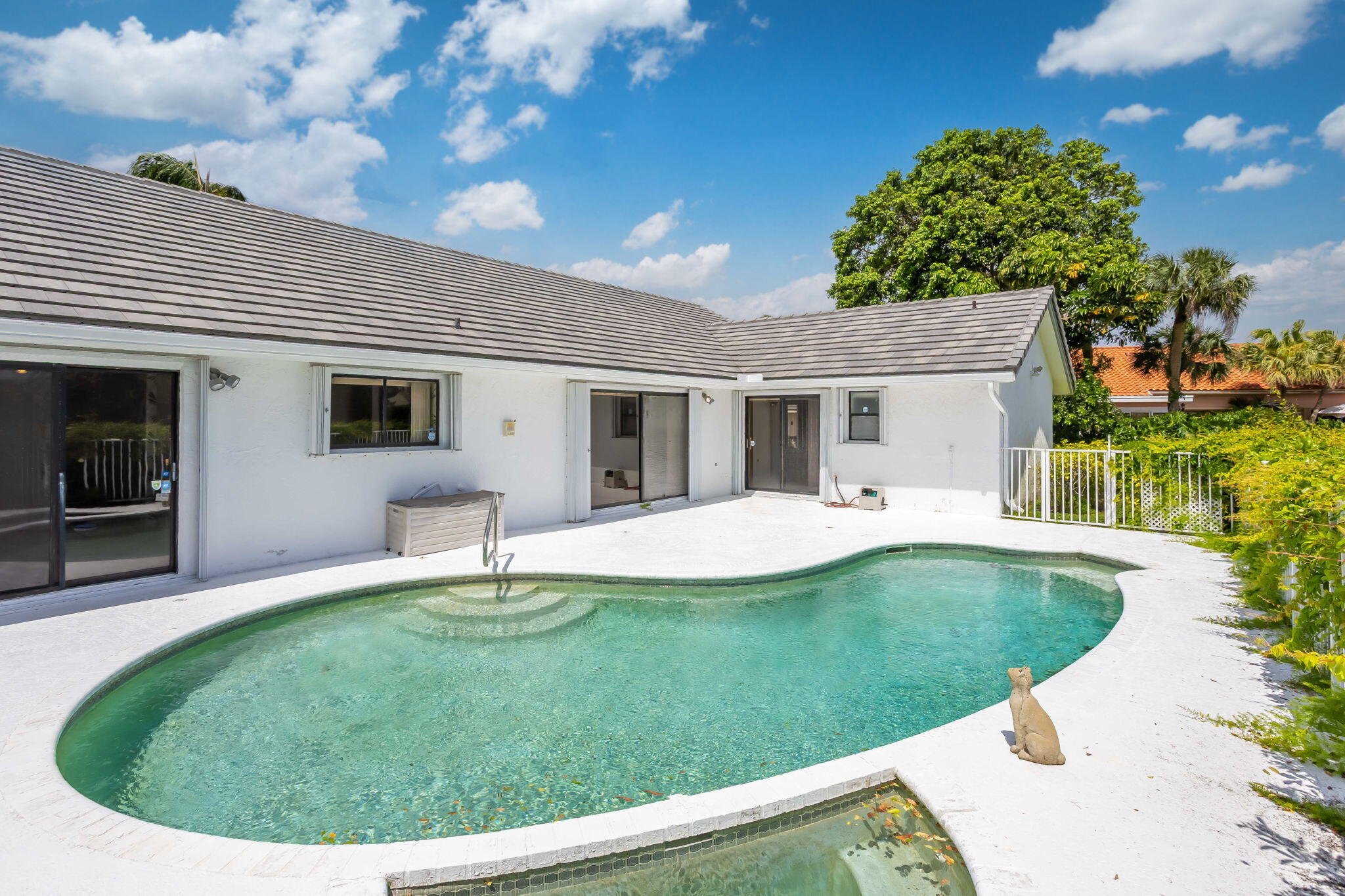 9476 El Clair Ranch Road