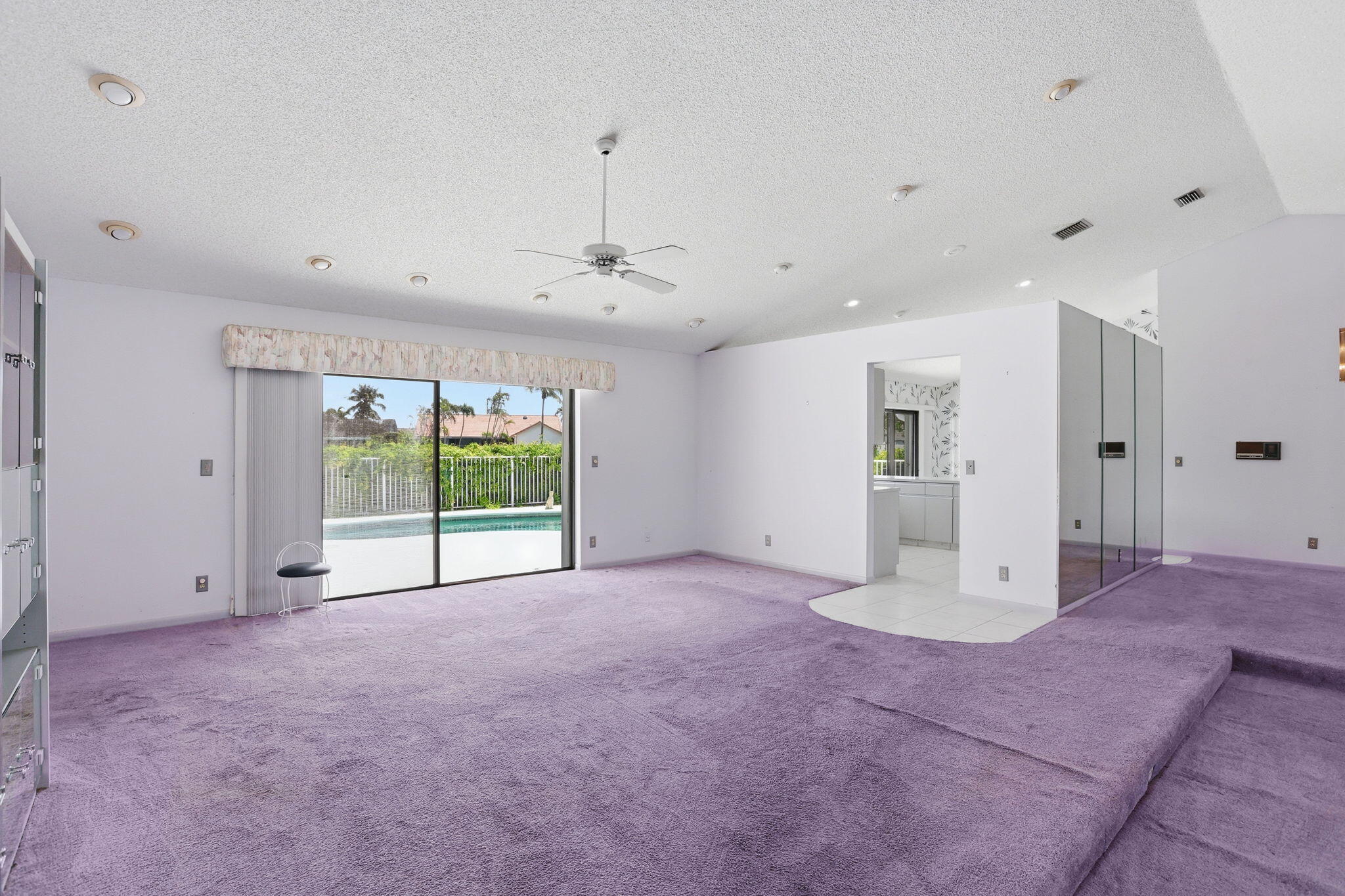 9476 El Clair Ranch Road