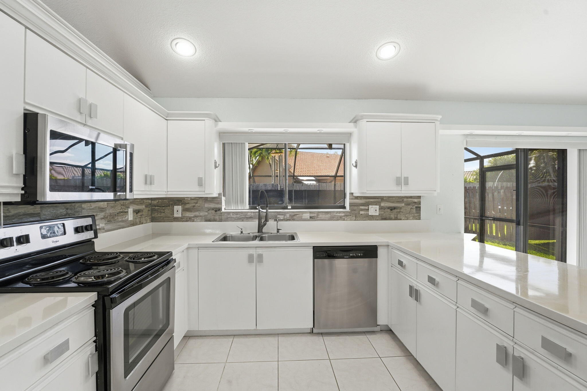 9284 Laurel Green Drive