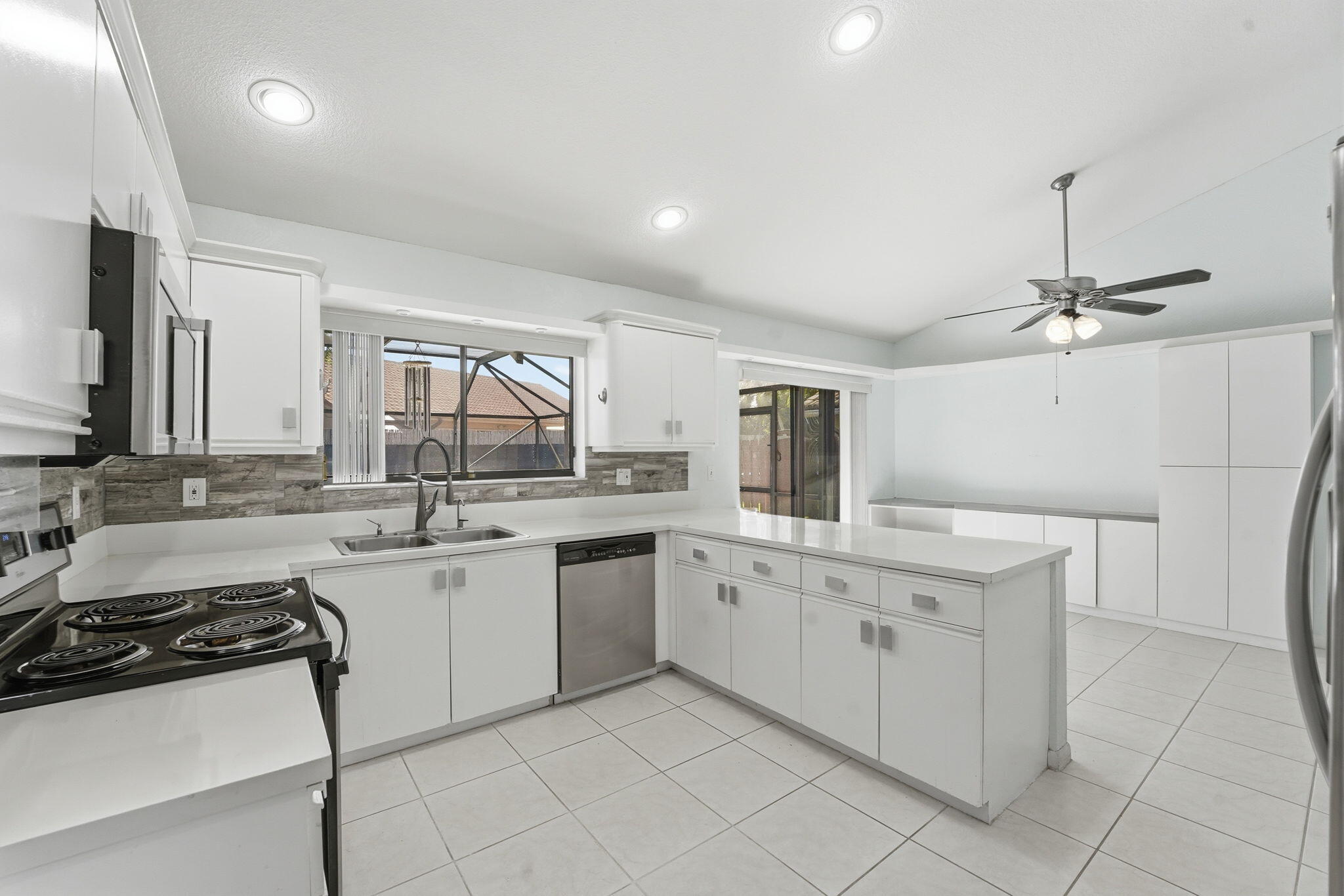 9284 Laurel Green Drive