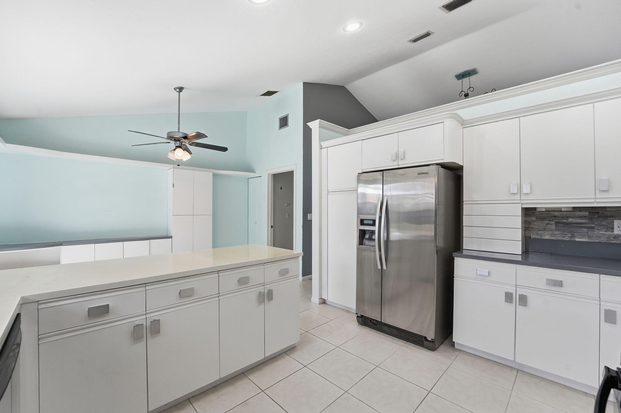 9284 Laurel Green Drive