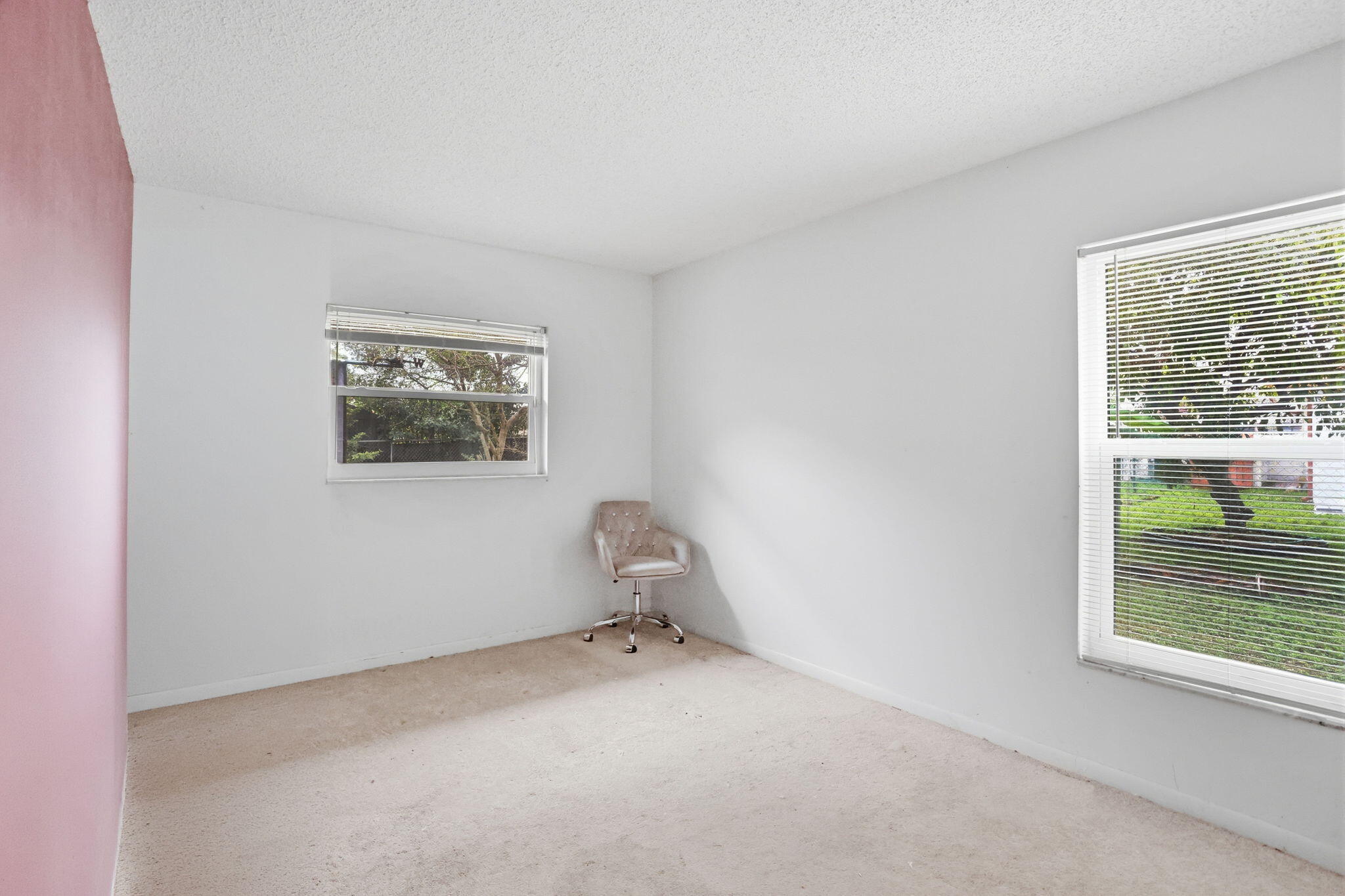2171 NW 76th Avenue