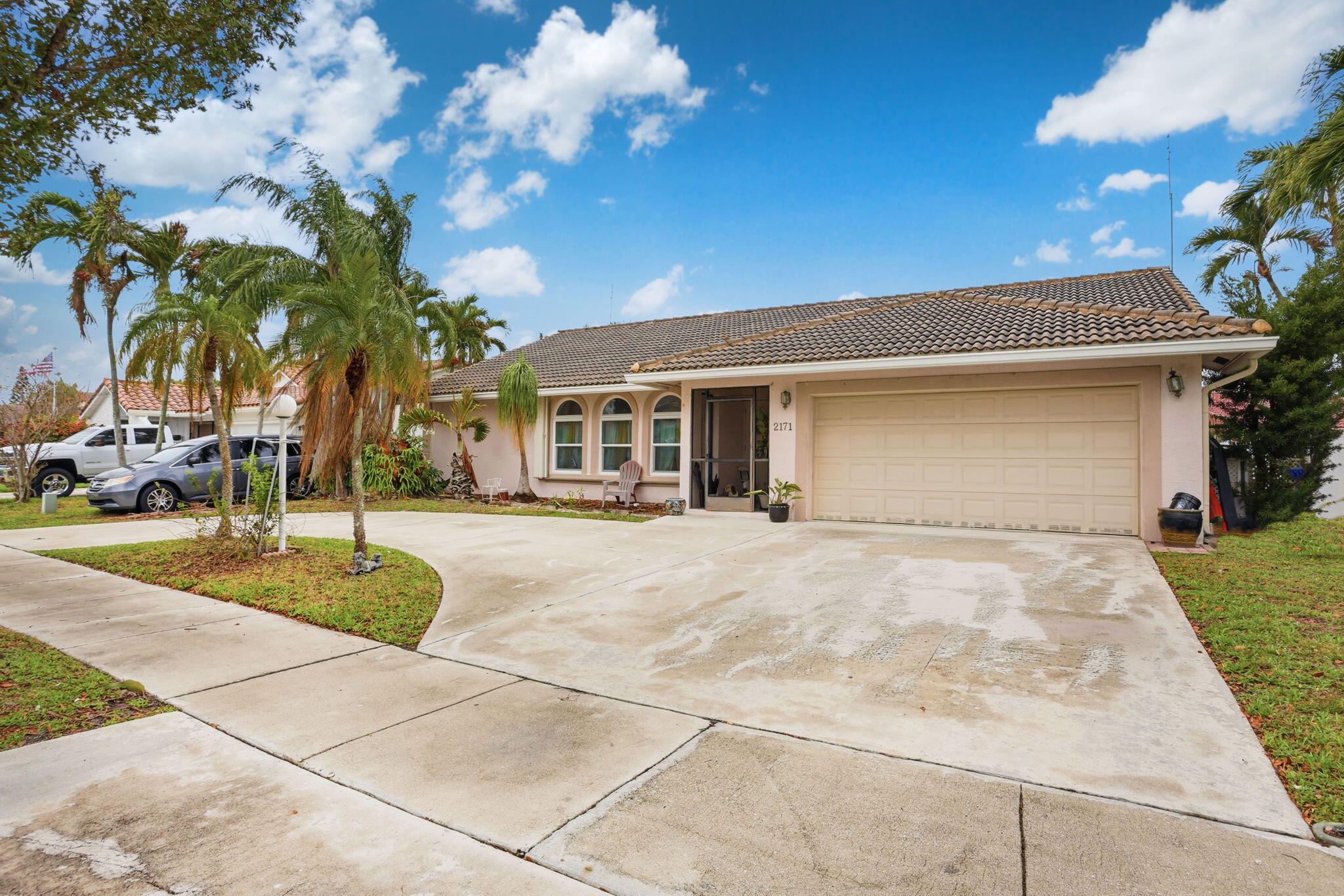 2171 NW 76th Avenue
