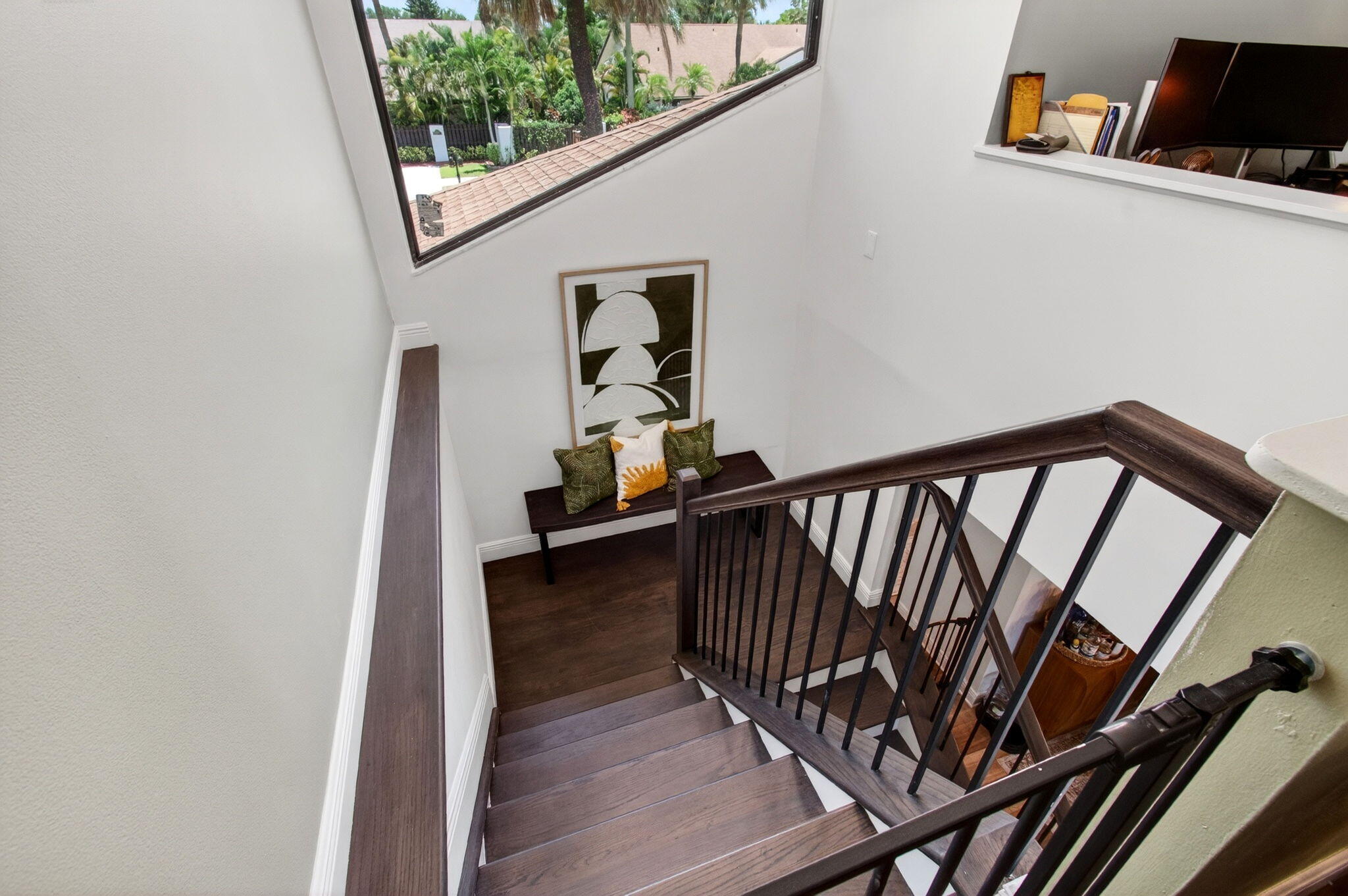 2745 SW 6th Street