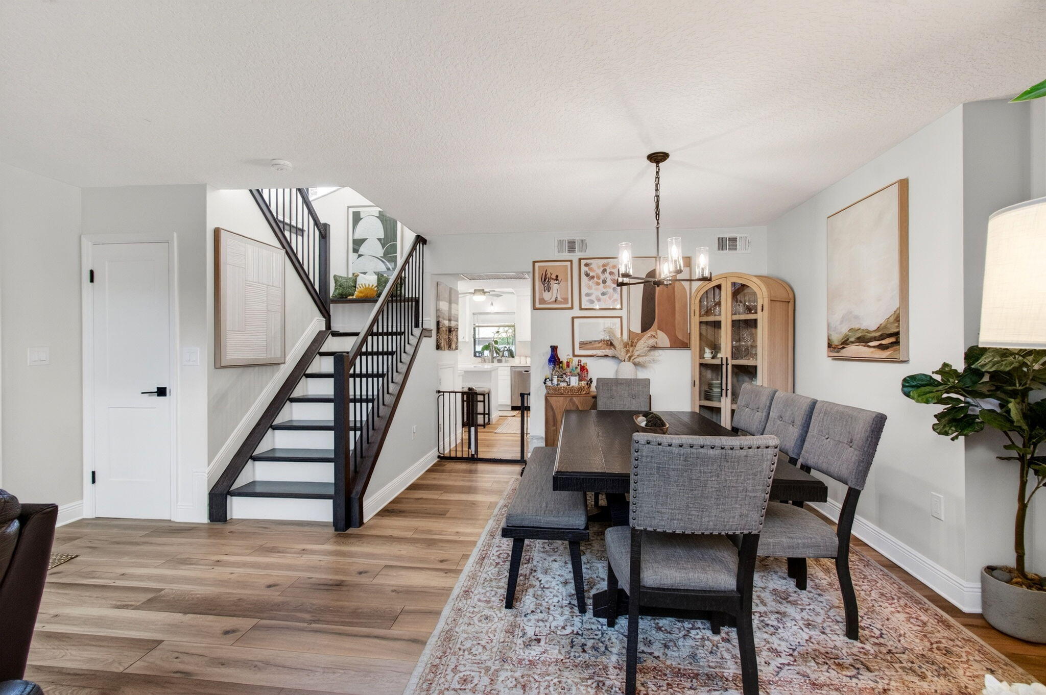 2745 SW 6th Street