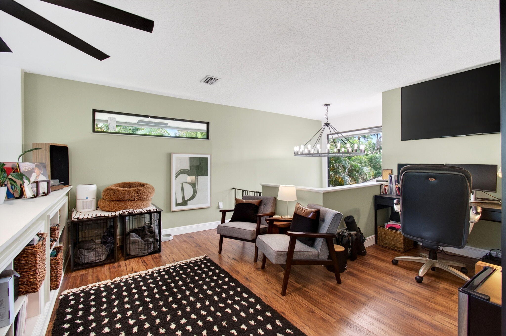 2745 SW 6th Street