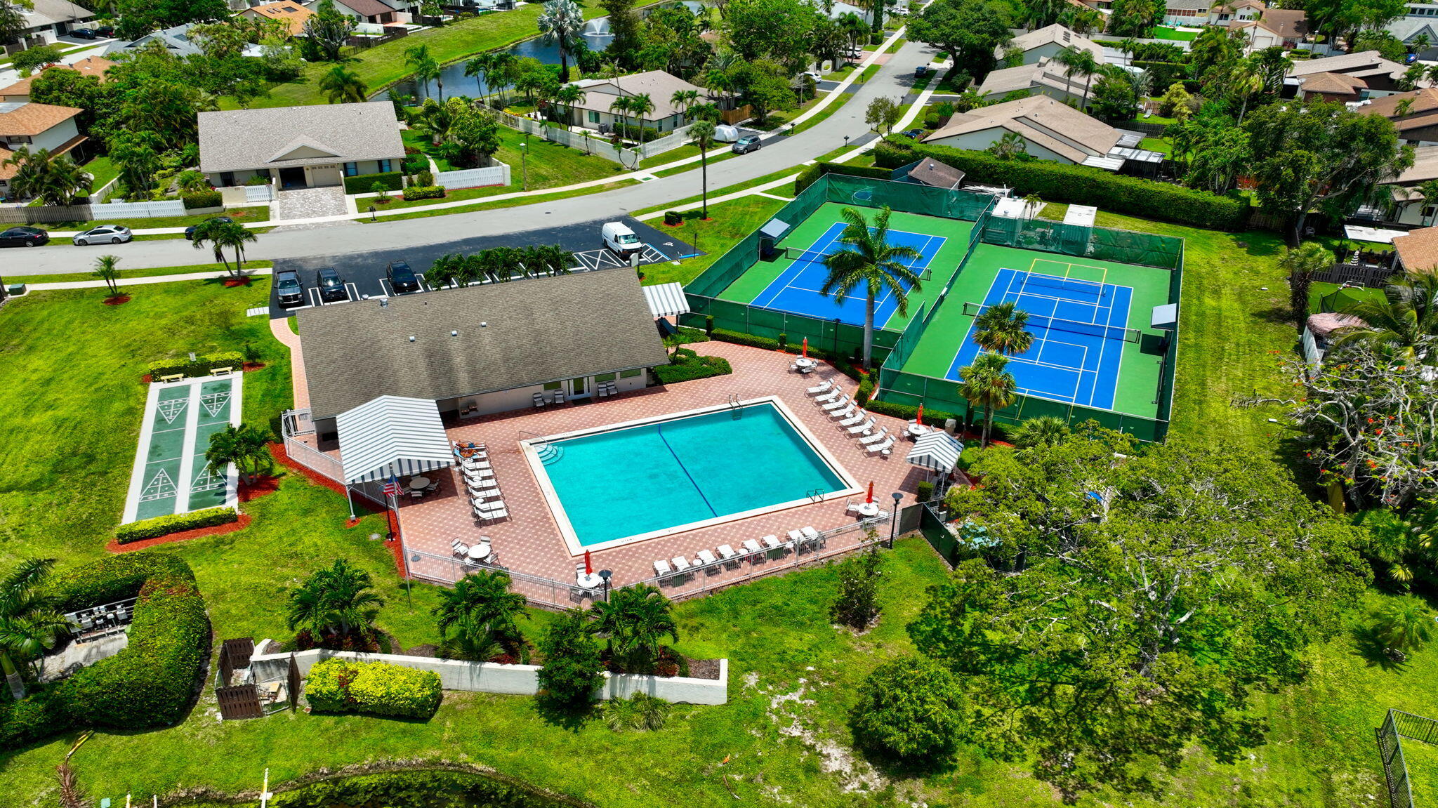 2745 SW 6th Street