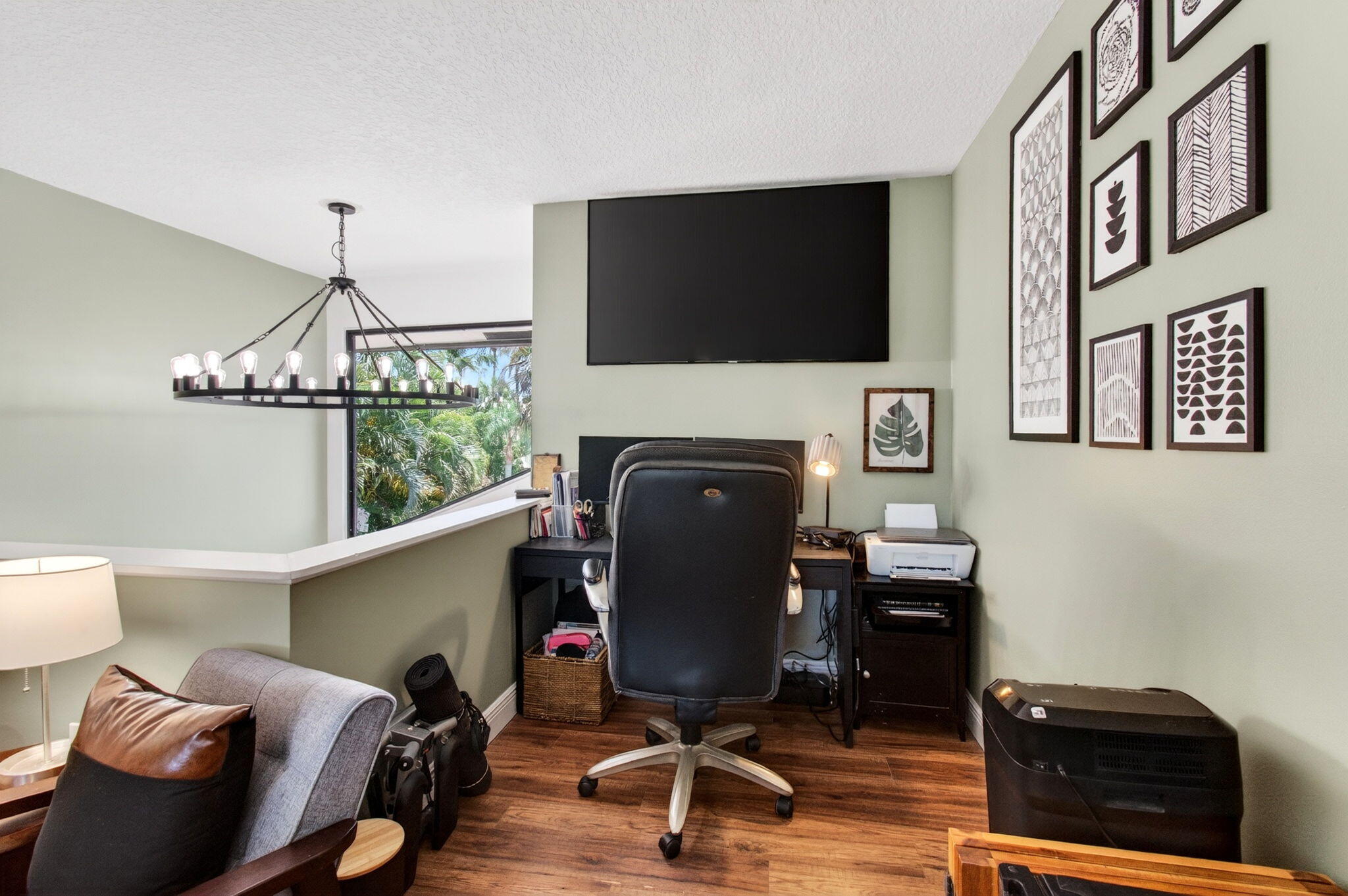 2745 SW 6th Street