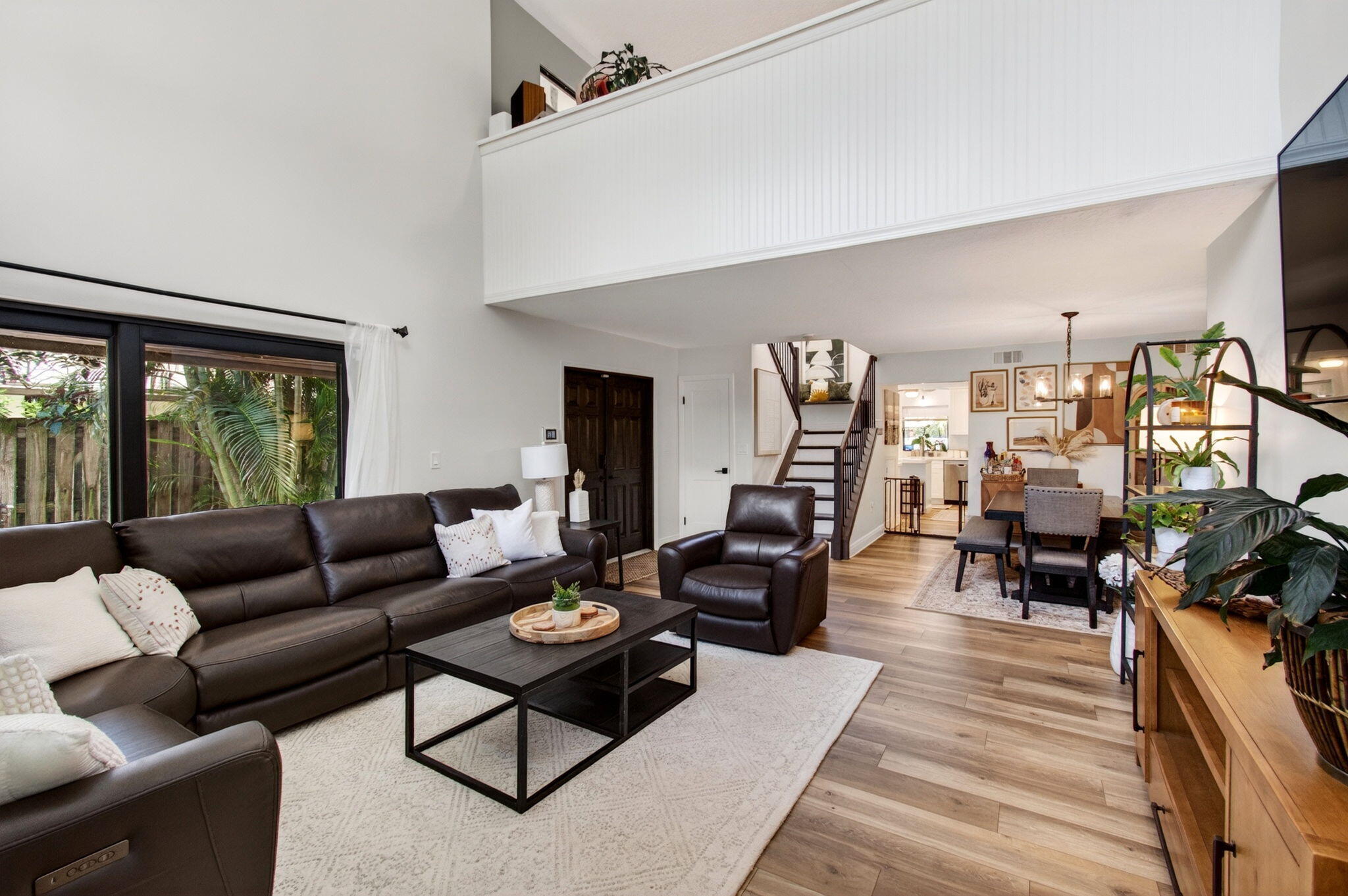 2745 SW 6th Street