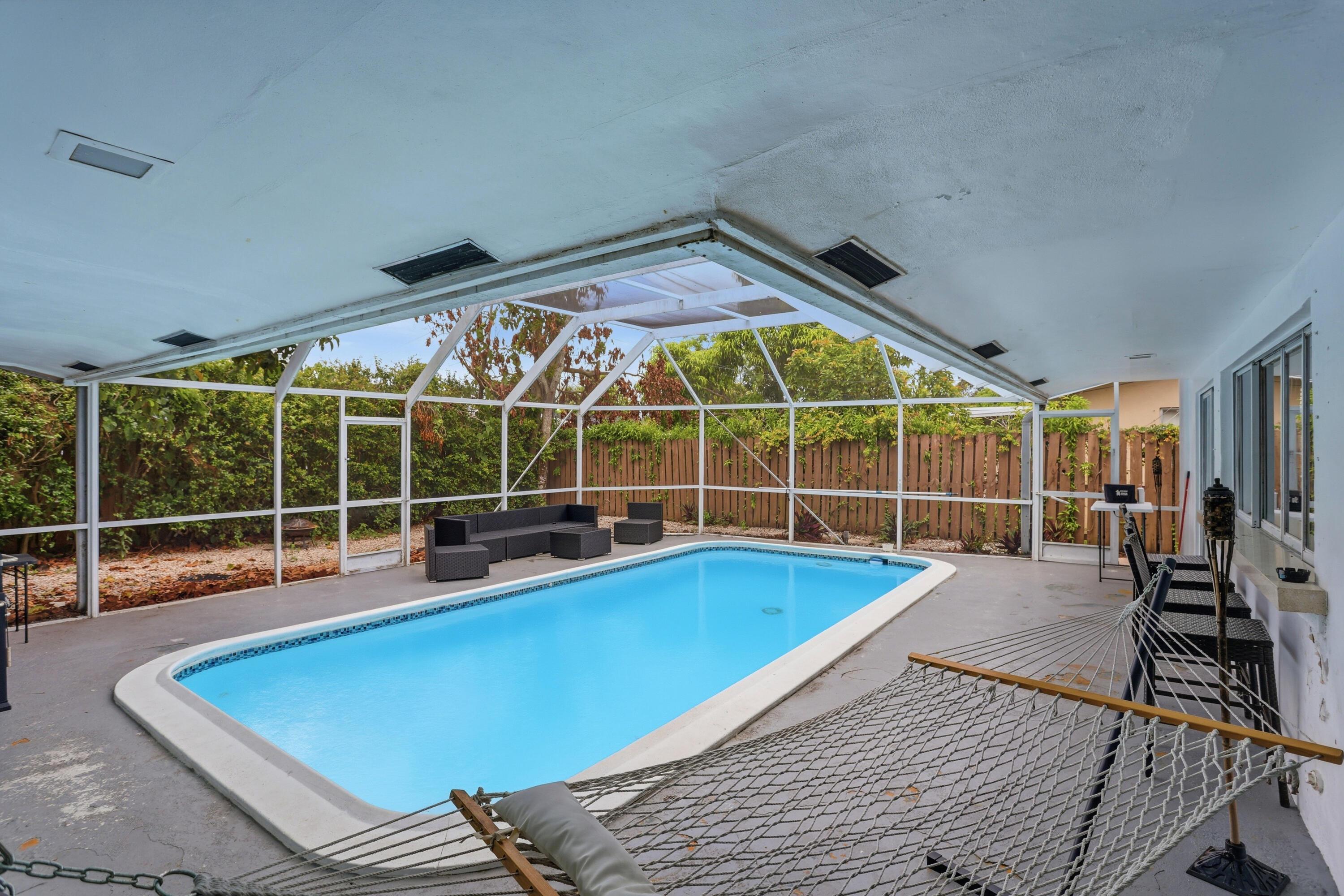 5940 NW 16th Street