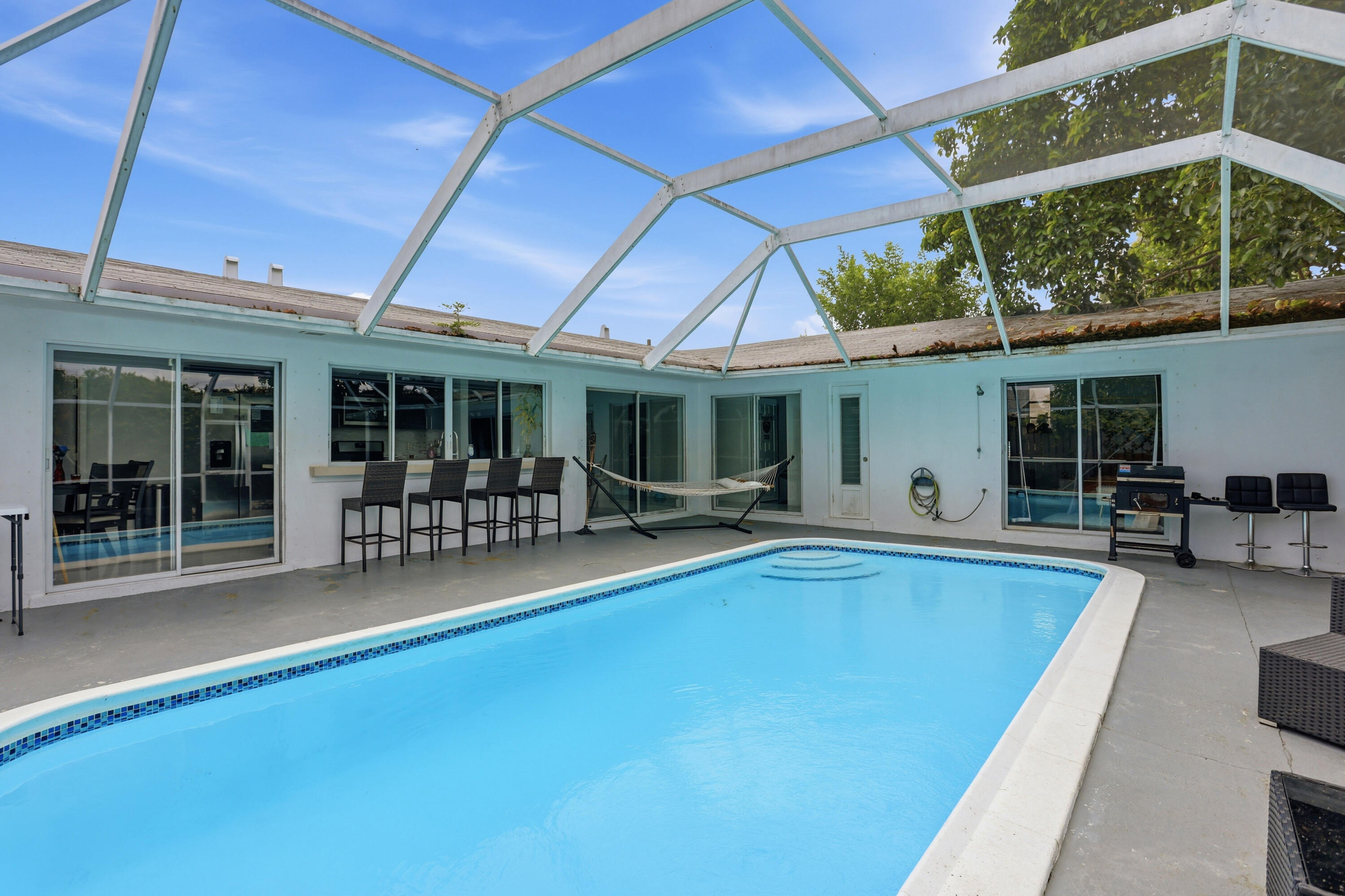 5940 NW 16th Street
