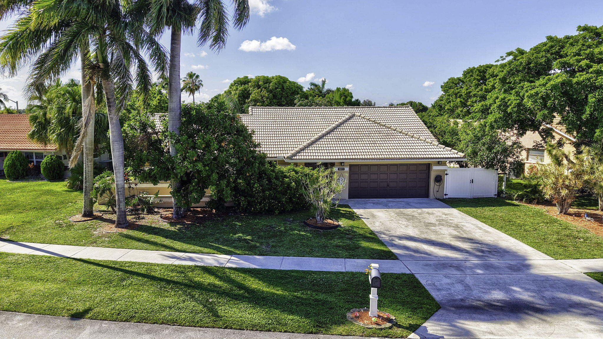 9577 Majestic Way