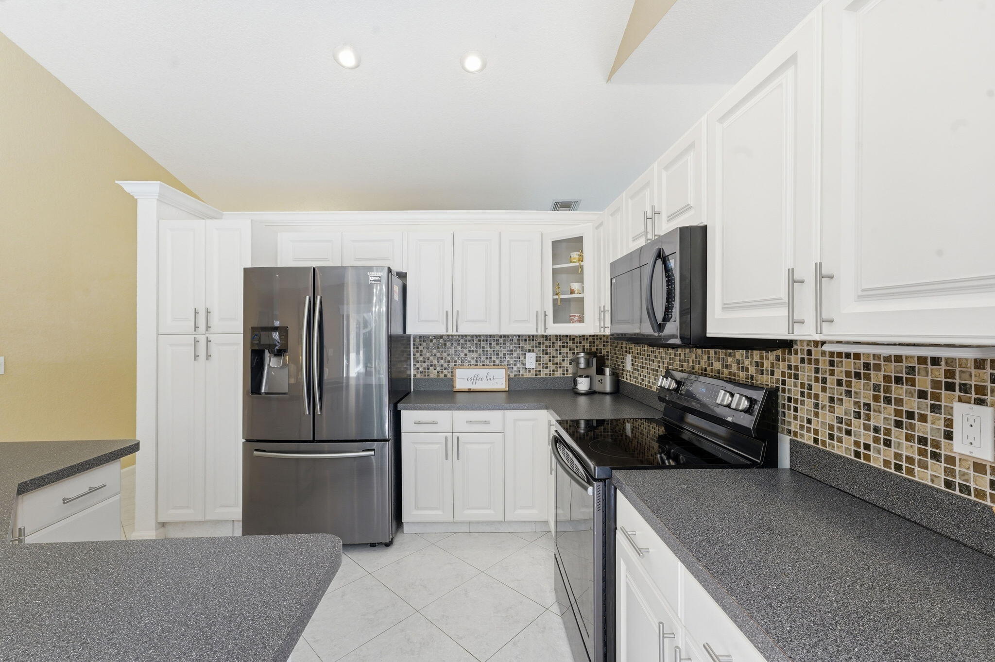 9577 Majestic Way