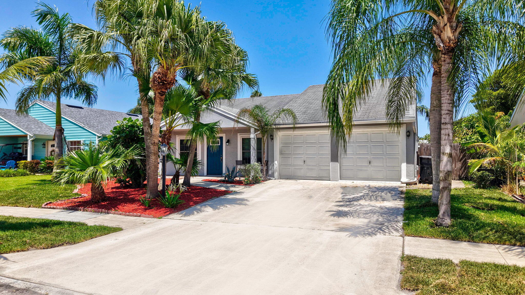 7955 Ridgewood Drive