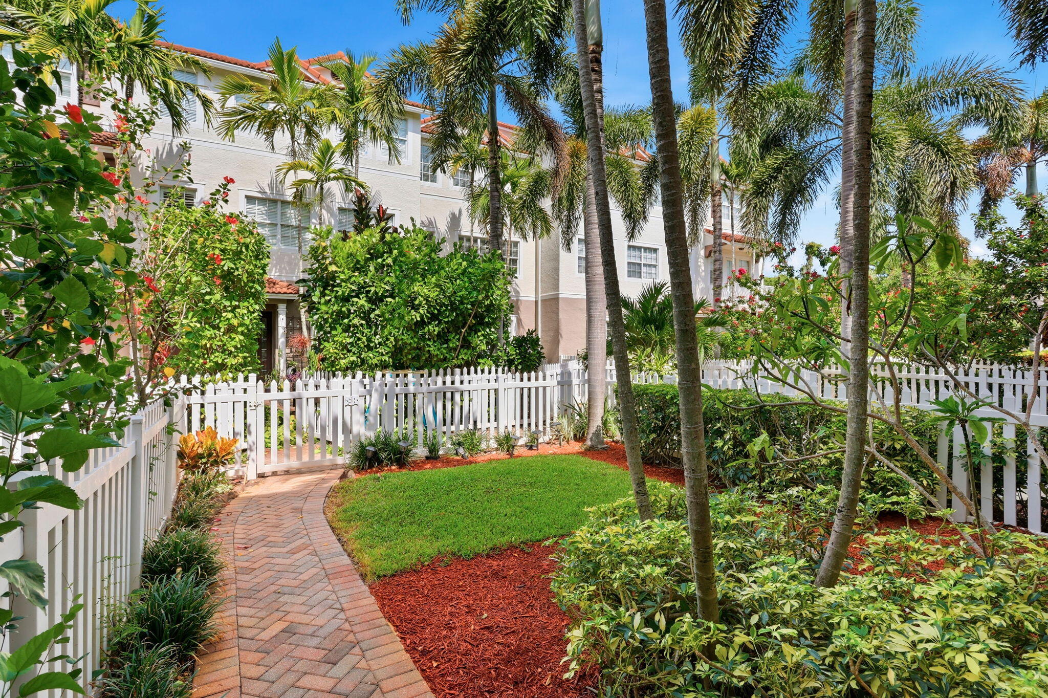 116 OCEAN CAY Way