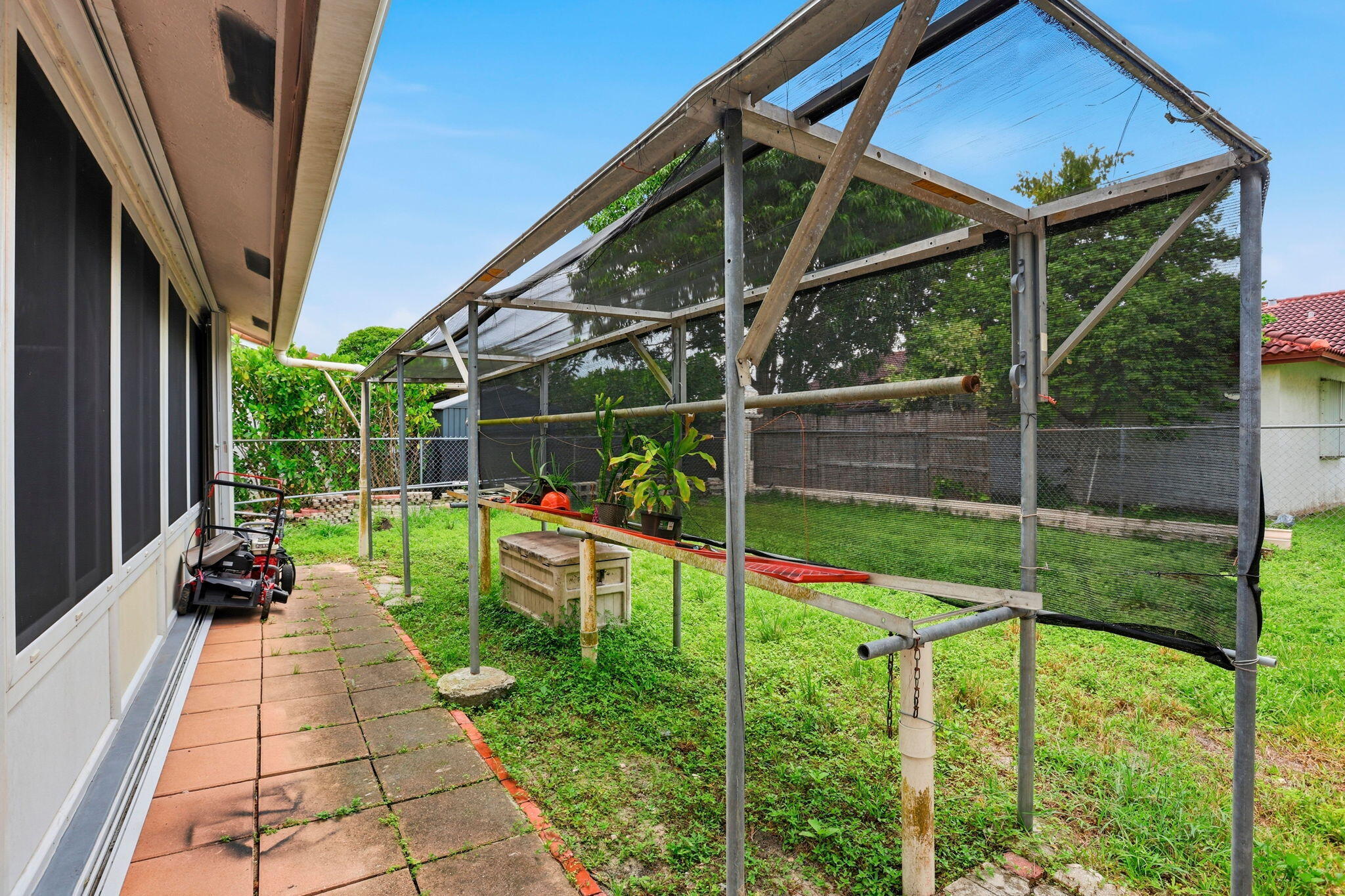 2171 NW 76th Avenue