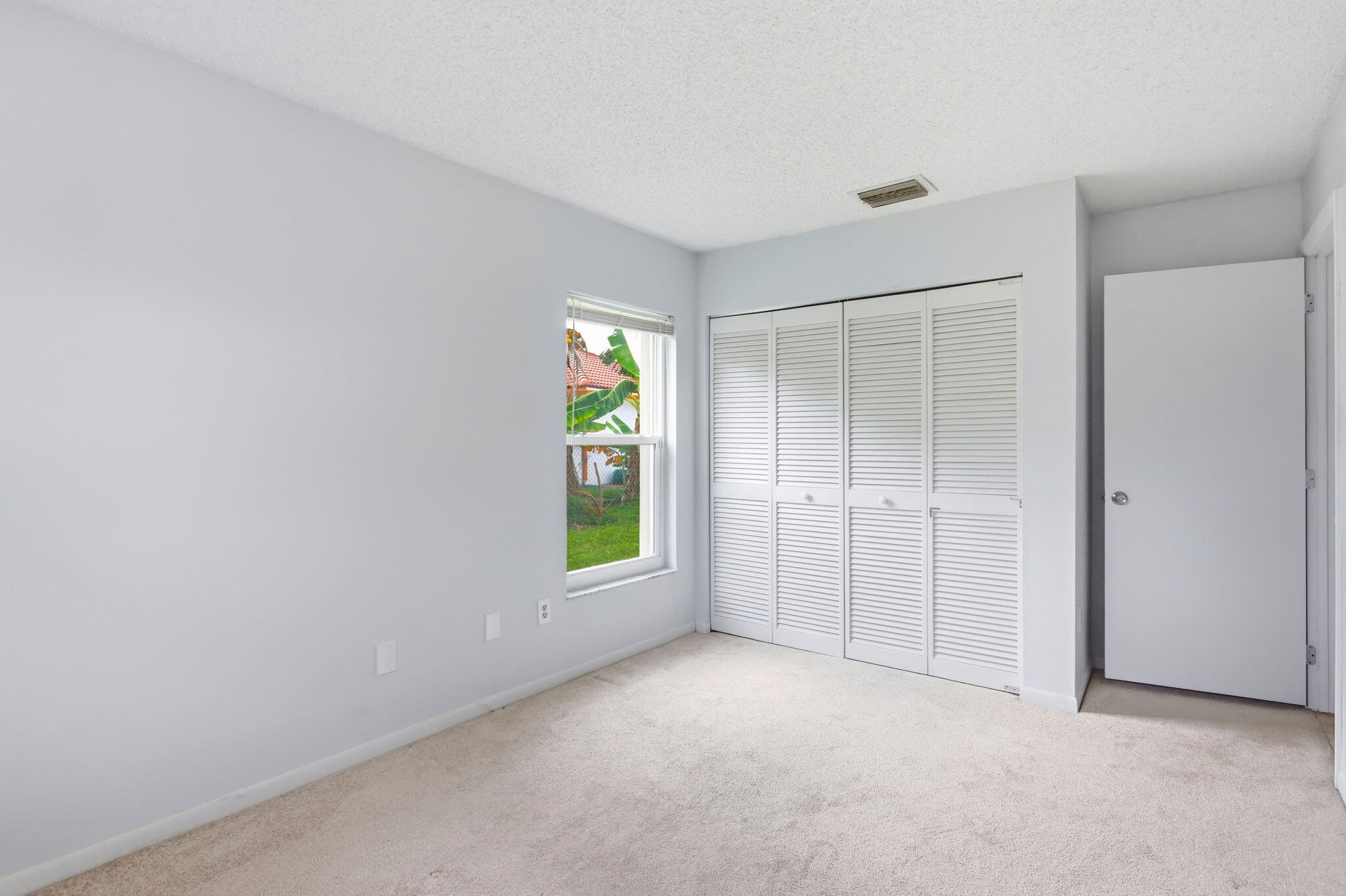 2171 NW 76th Avenue