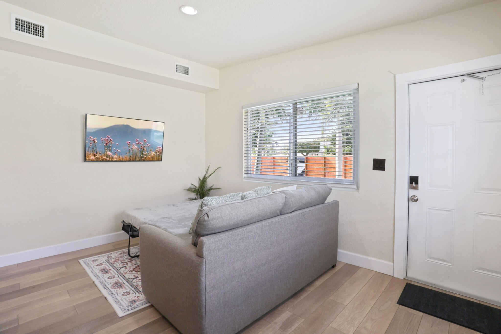 115 NW 8th Avenue