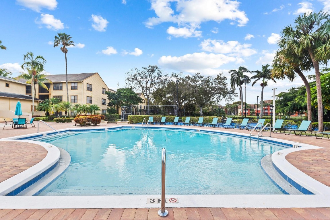 2317 N Congress Avenue 11