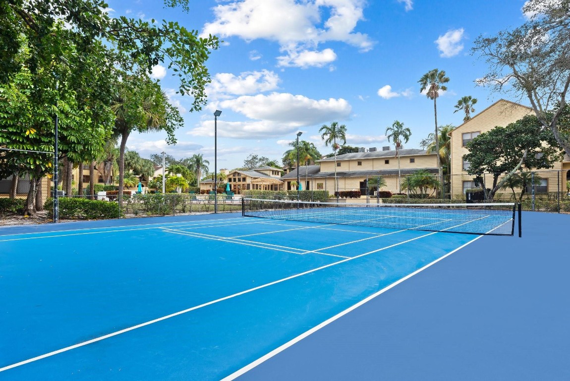 2317 N Congress Avenue 11