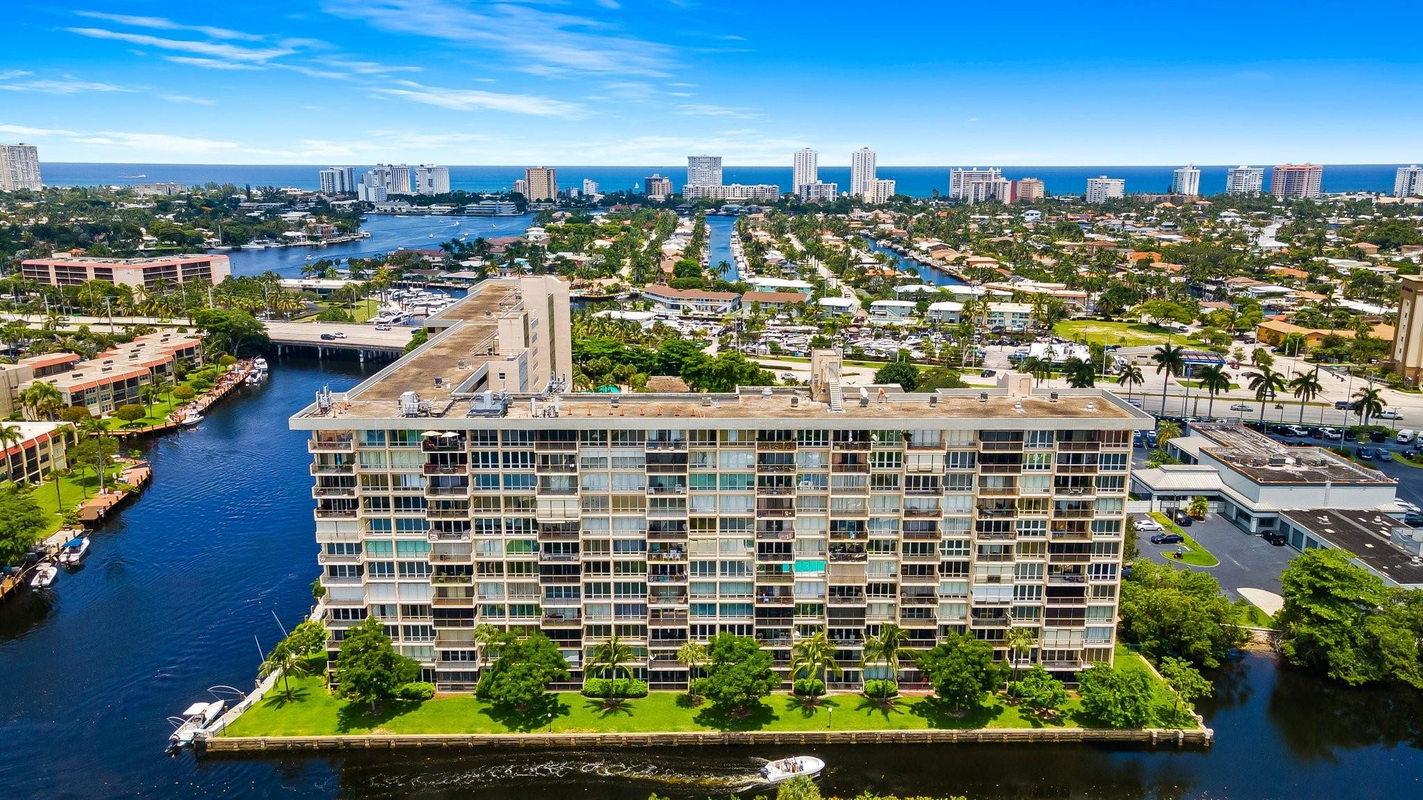 801 S Federal Highway 716