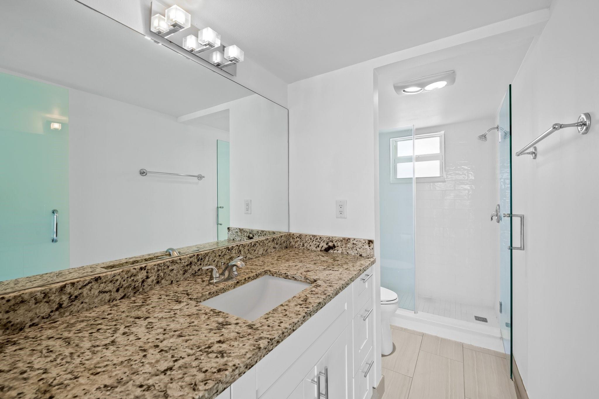 801 S Federal Highway 716