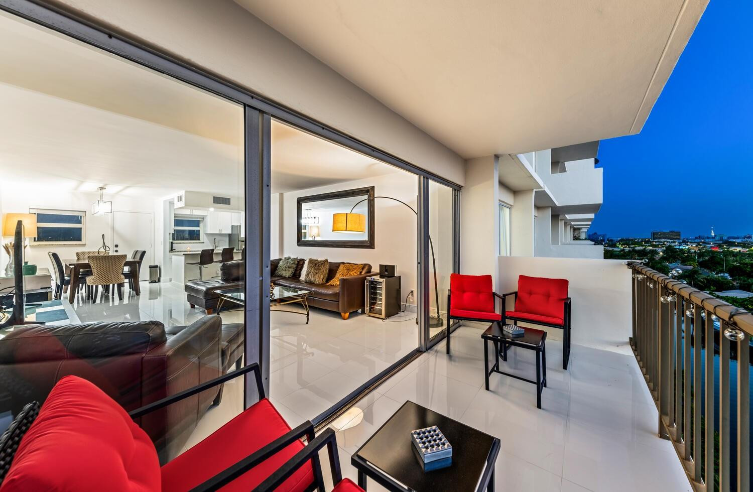 801 S Federal Hwy 906