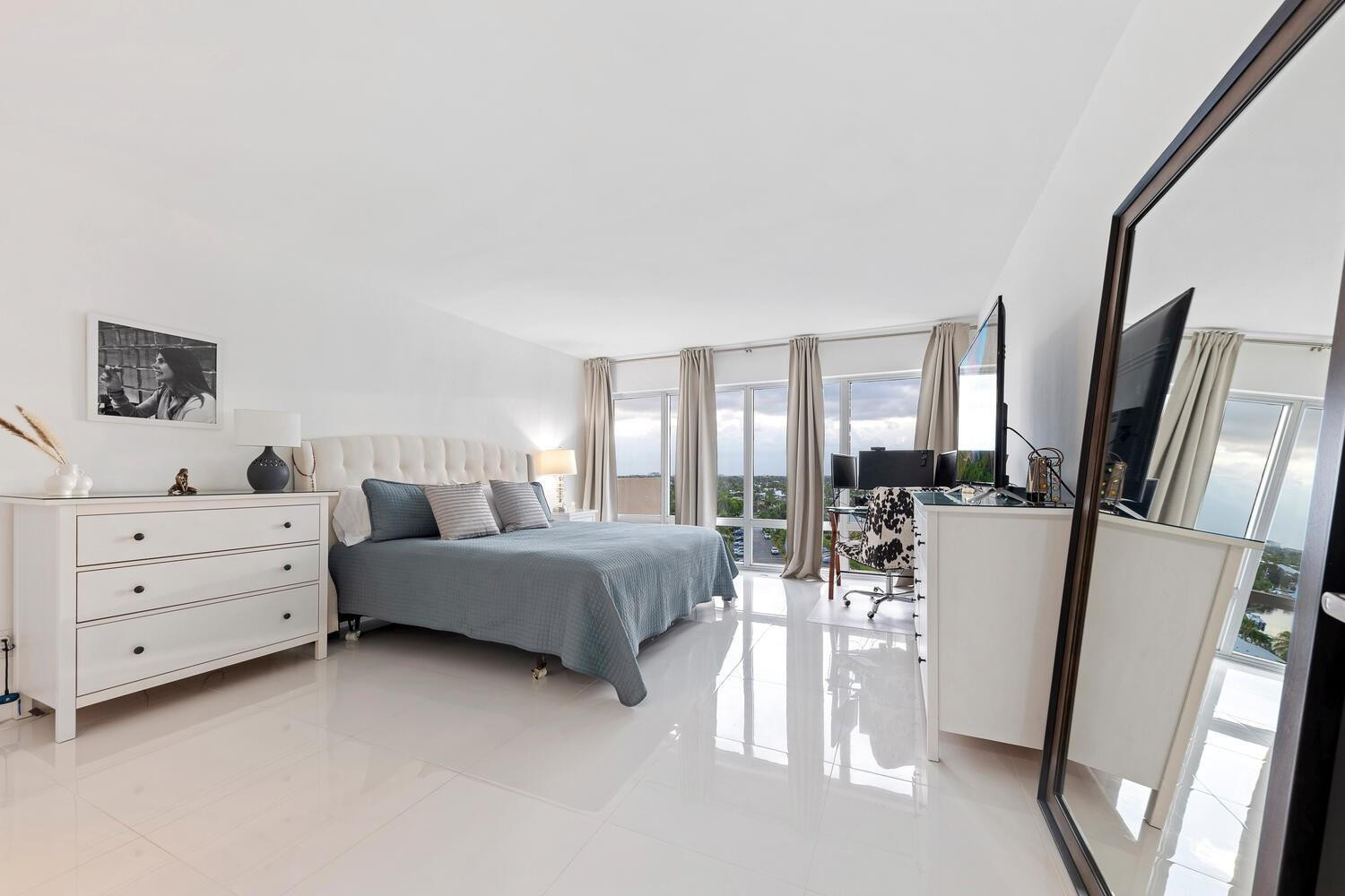 801 S Federal Hwy 906