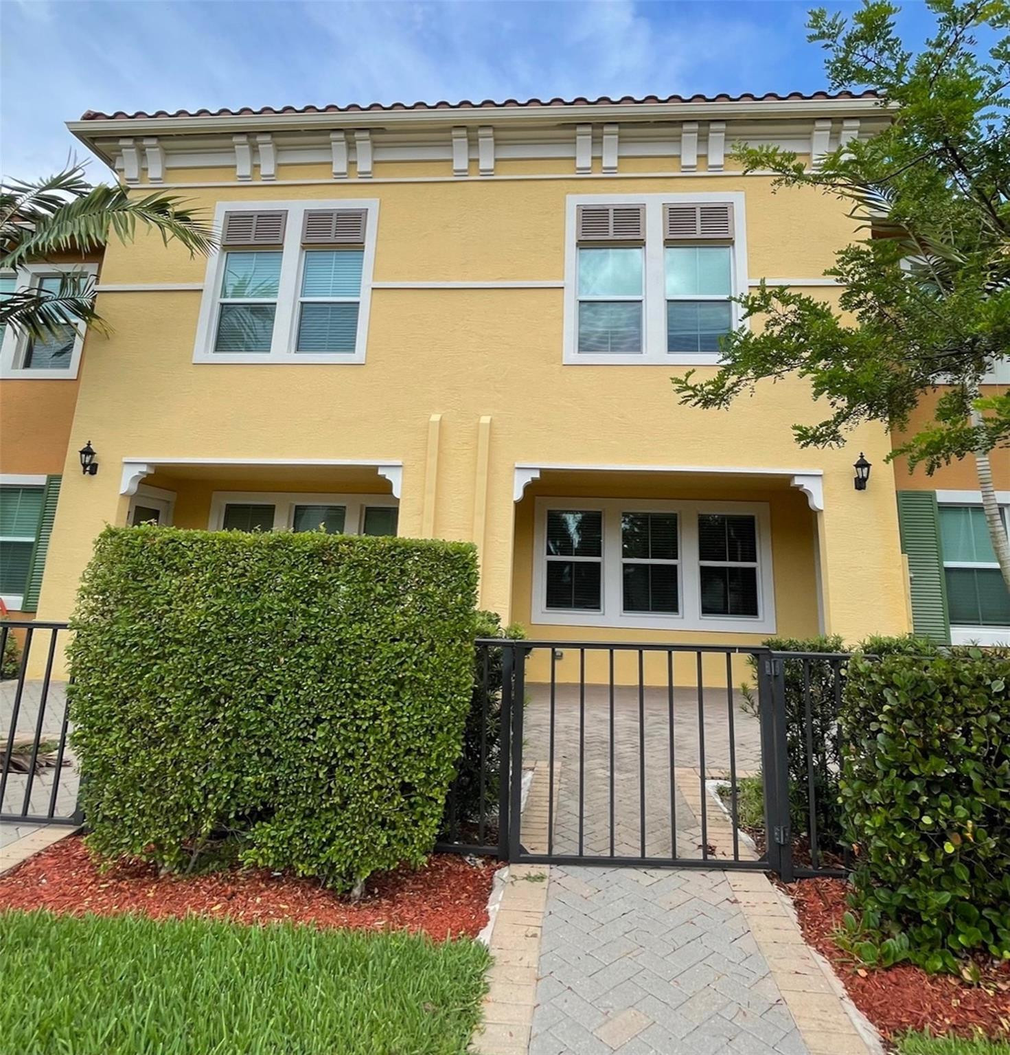 801 S Federal Hwy 906