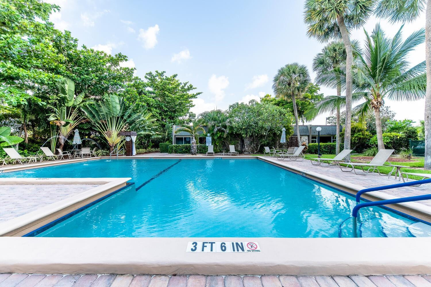 801 S Federal Hwy 906