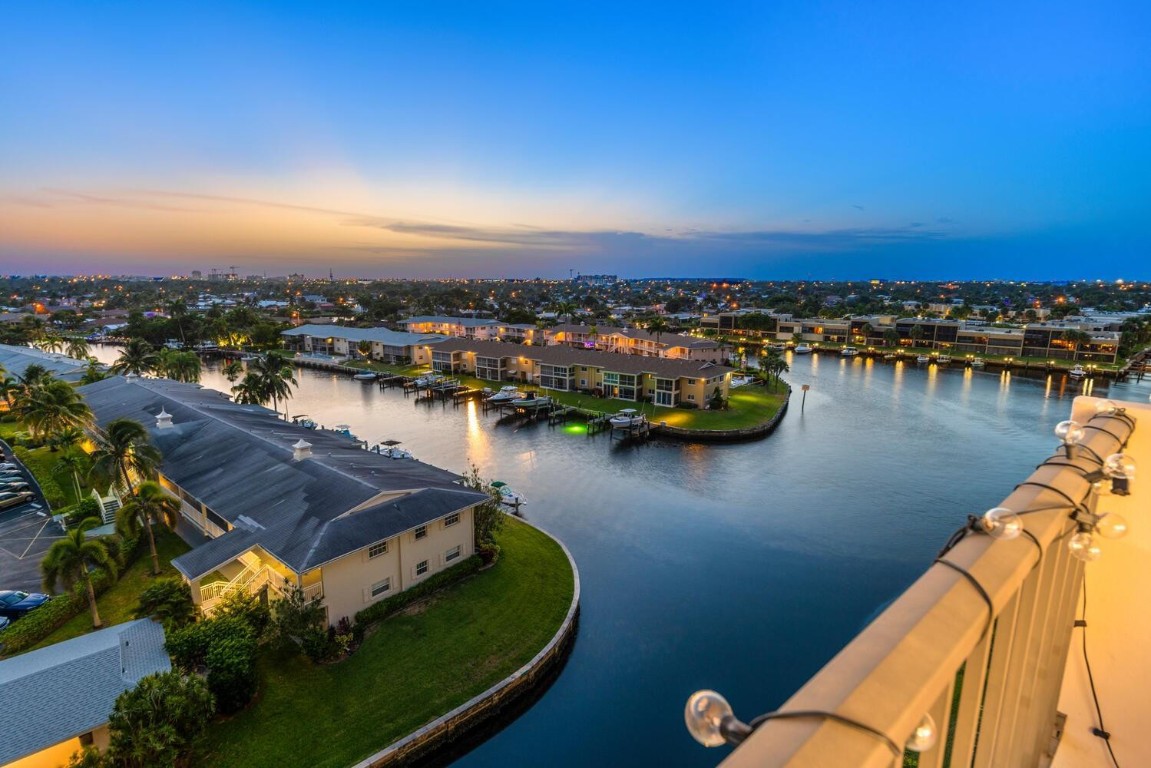 801 S Federal Hwy 906