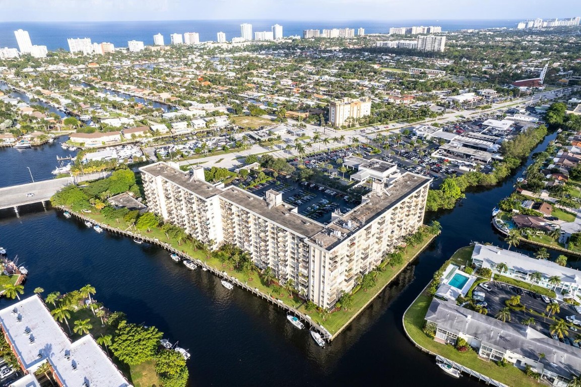 801 S Federal Hwy 906