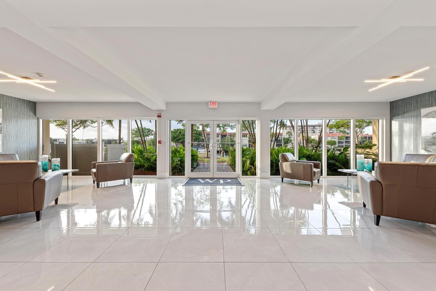 801 S Federal Hwy 906