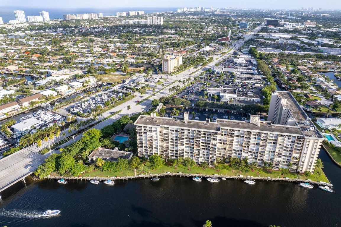 801 S Federal Hwy 906