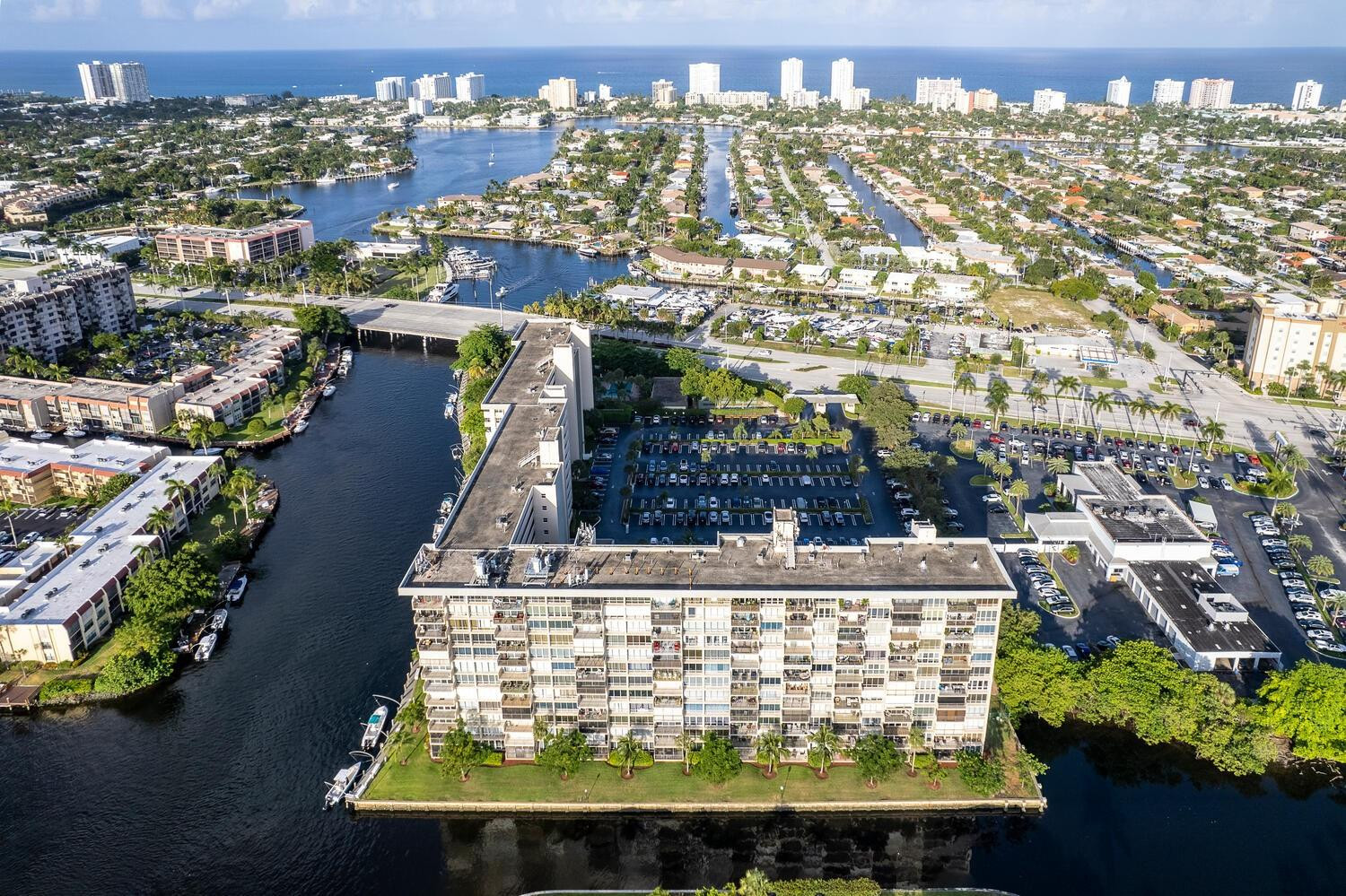 801 S Federal Hwy 906