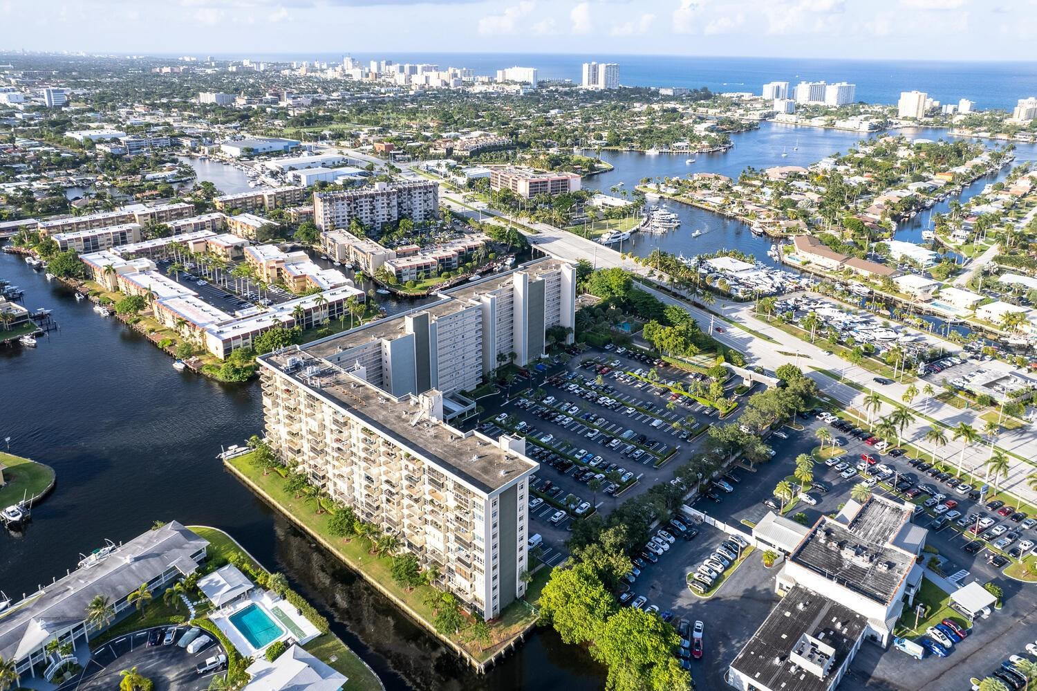 801 S Federal Hwy 906