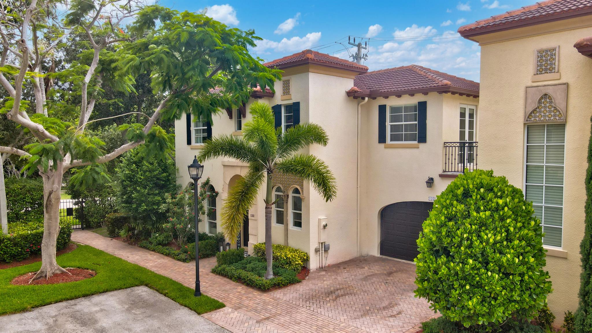 133 Via Poinciana Lane