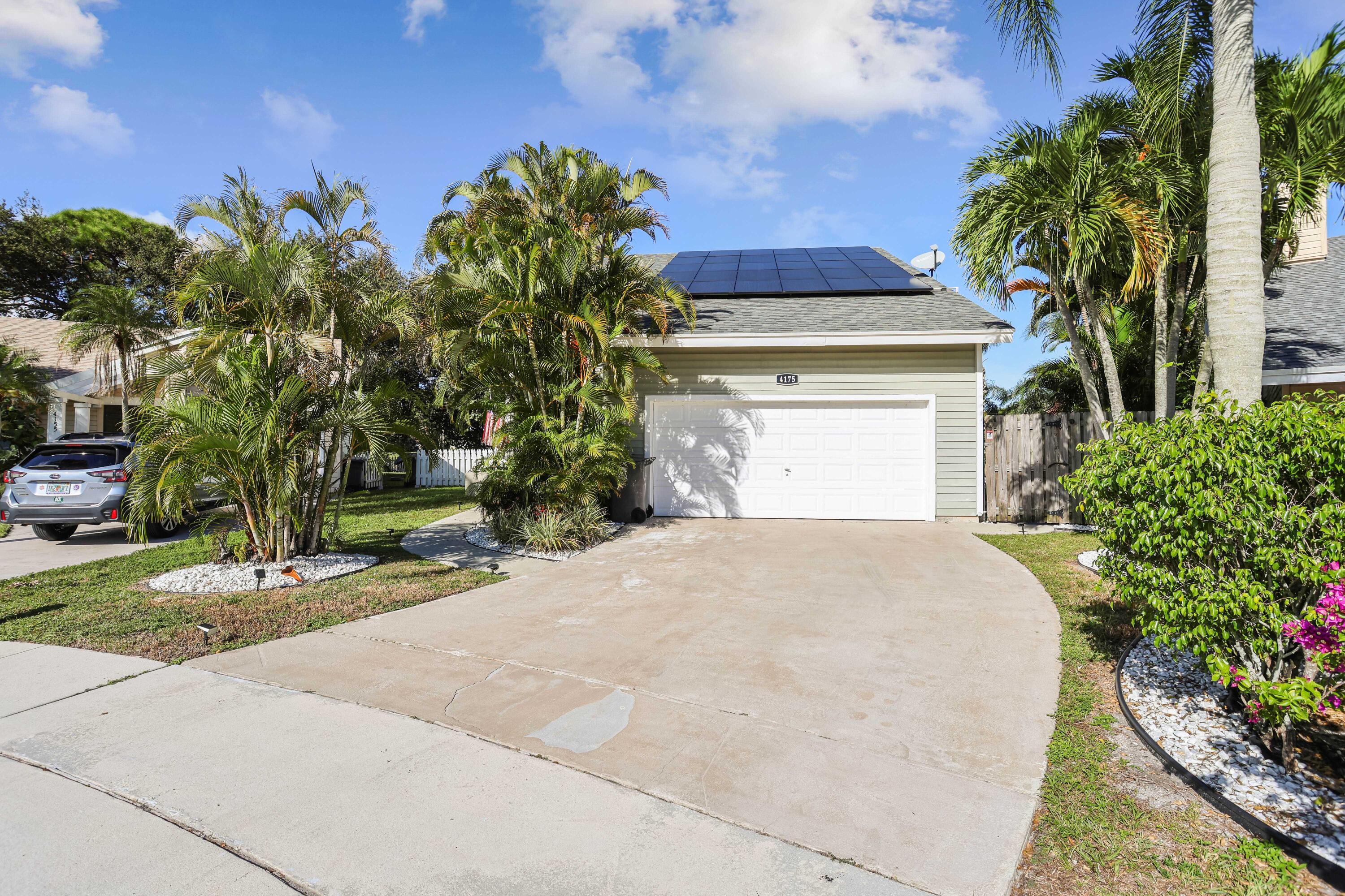 4175 Brook Circle W