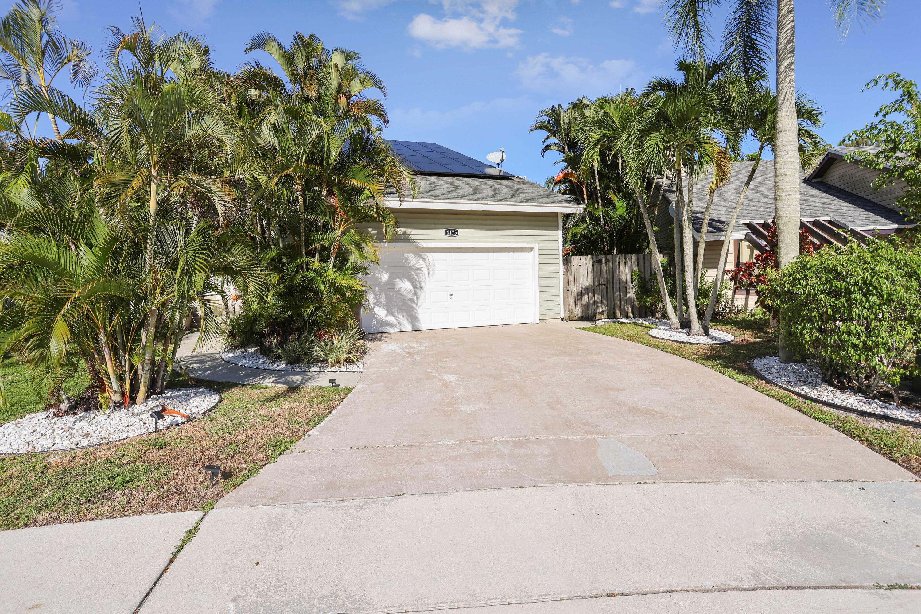 4175 Brook Circle W