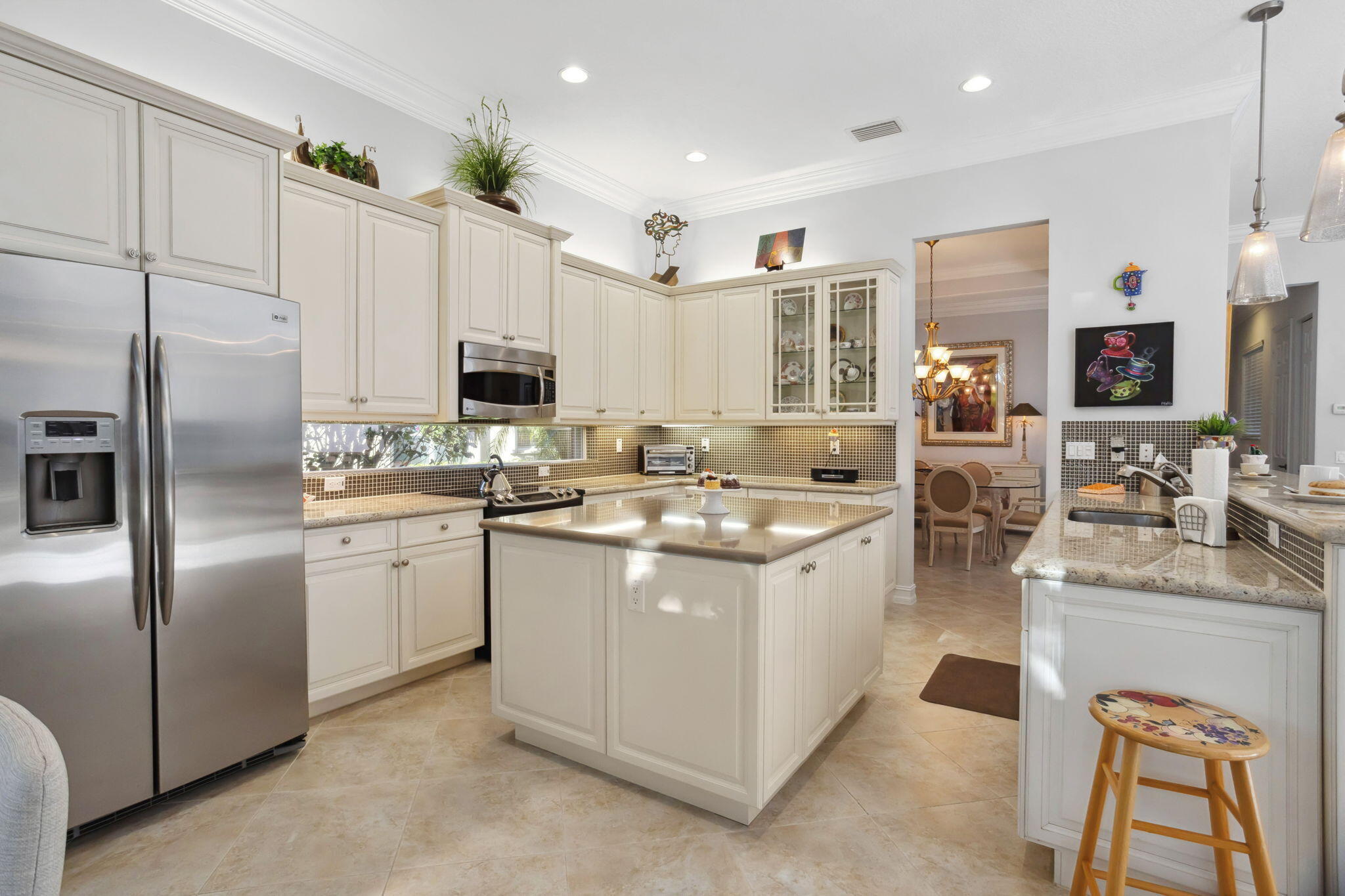 6984 Corning Circle