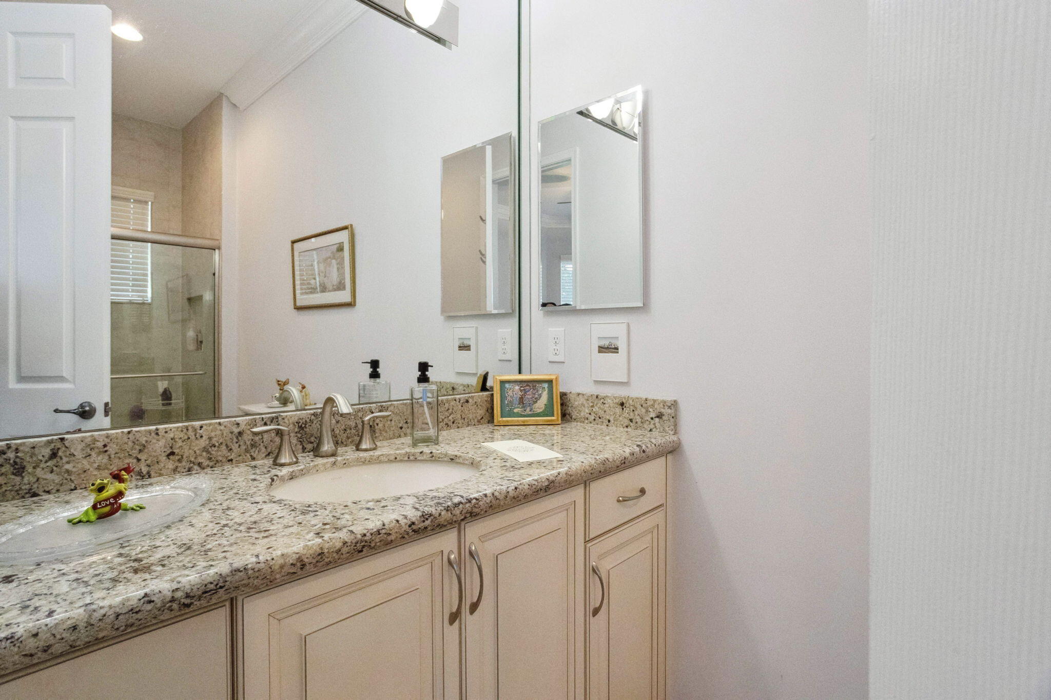 6984 Corning Circle