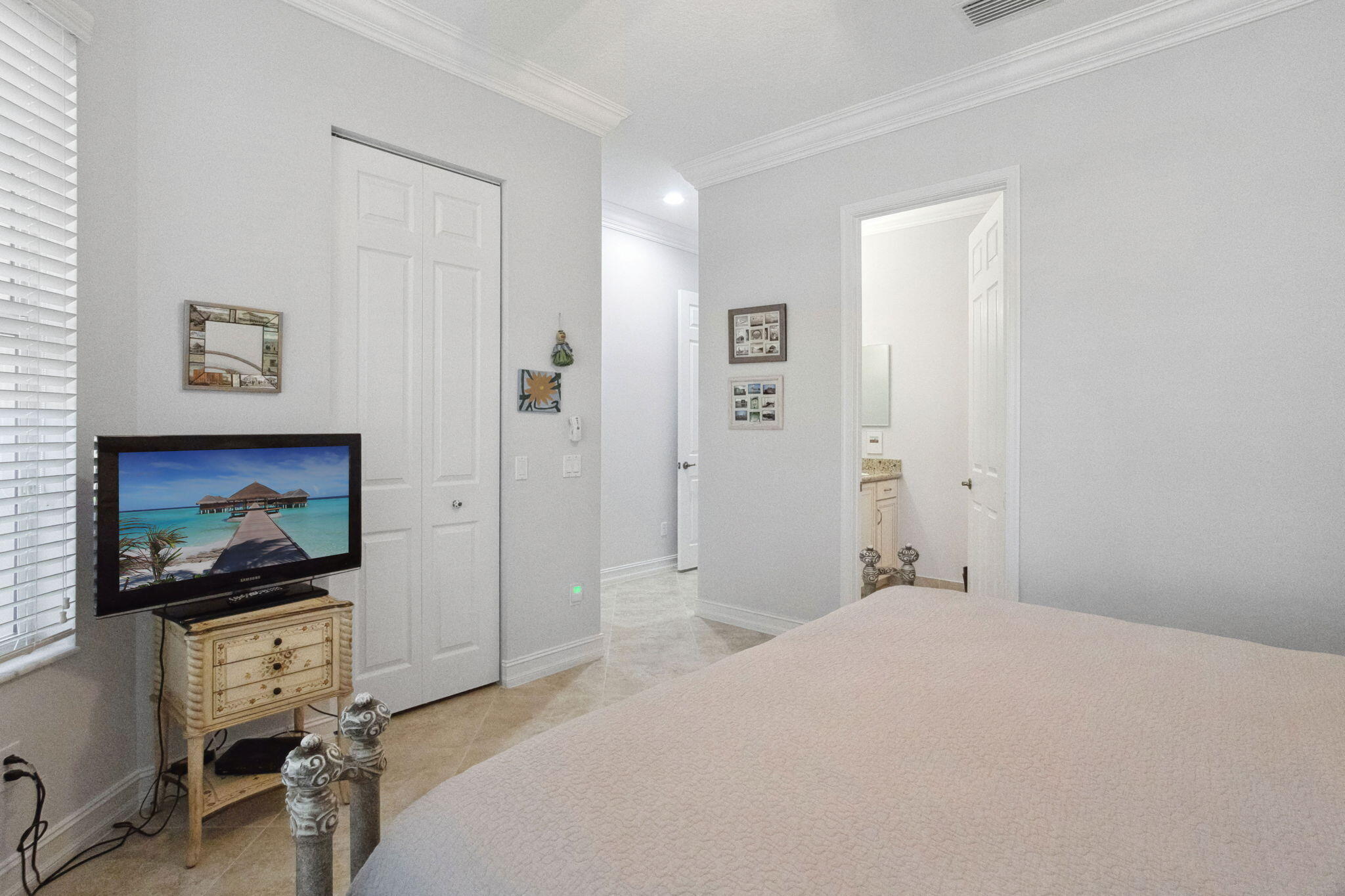 6984 Corning Circle