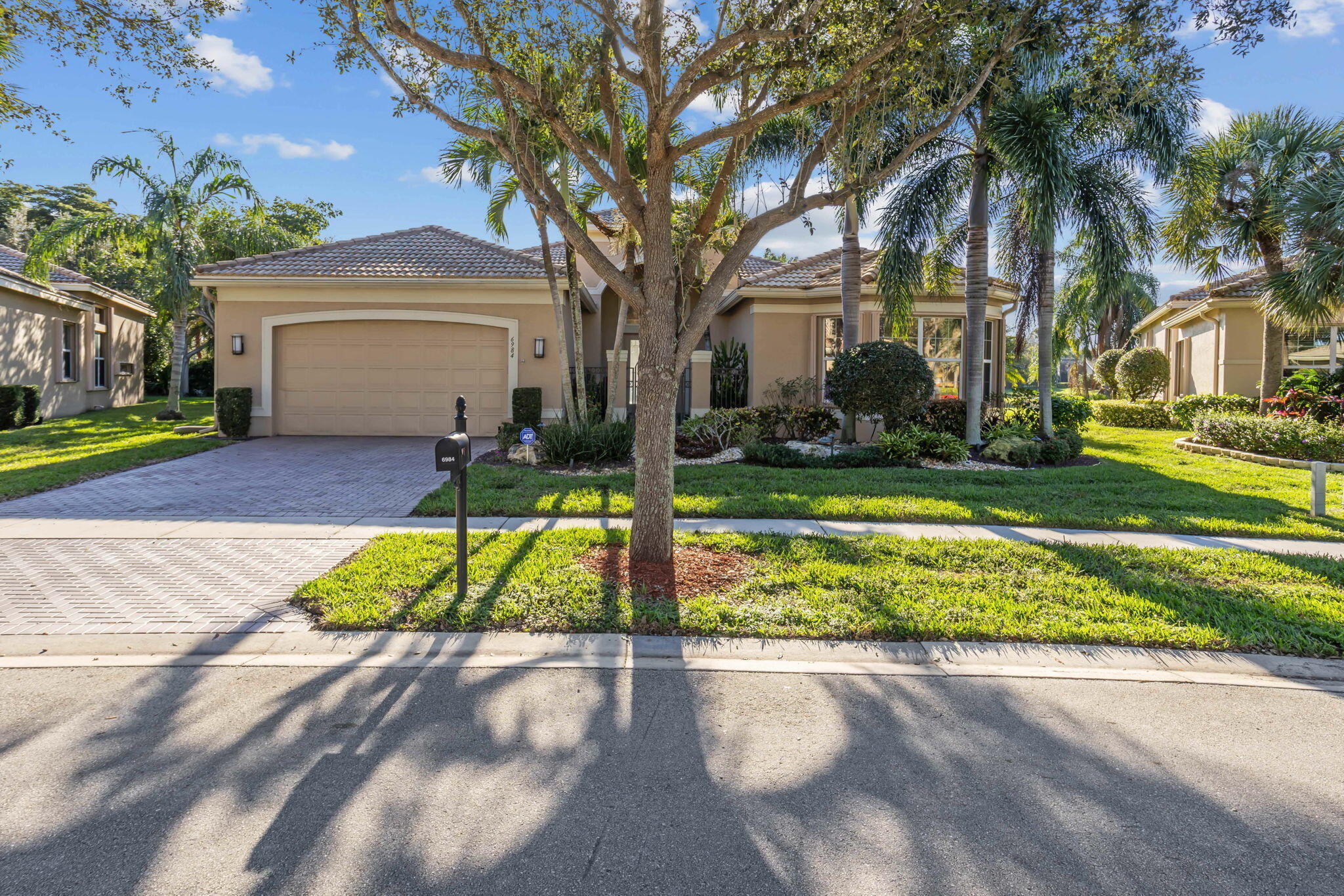 6984 Corning Circle