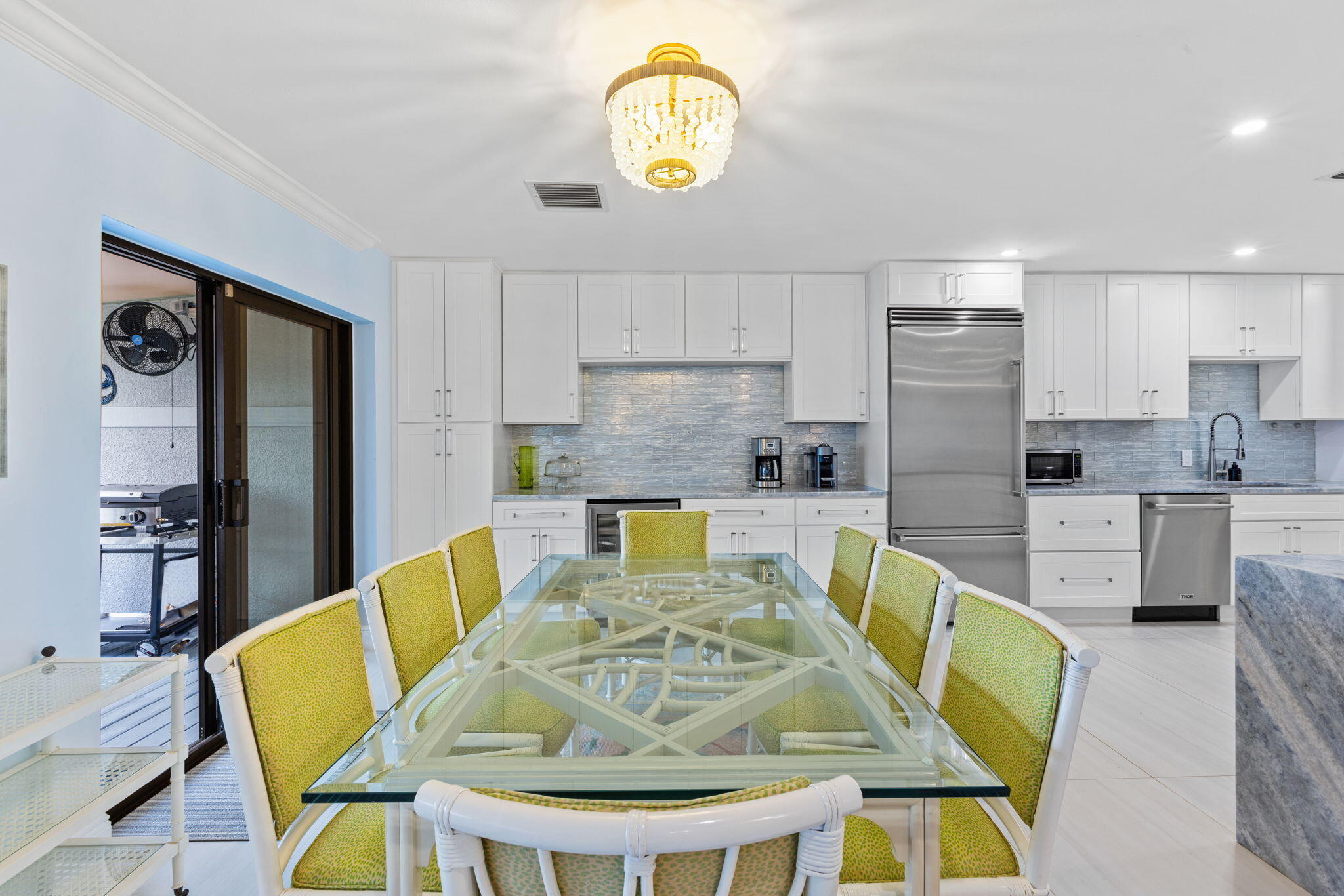 5556 N Ocean Boulevard 6a