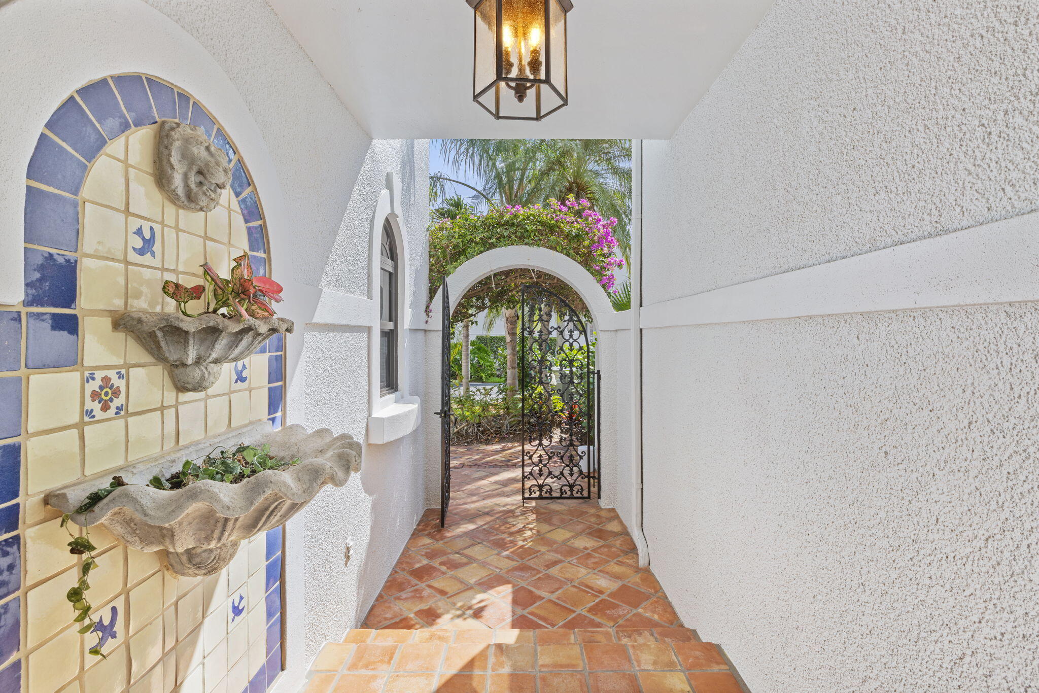 5556 N Ocean Boulevard 6a