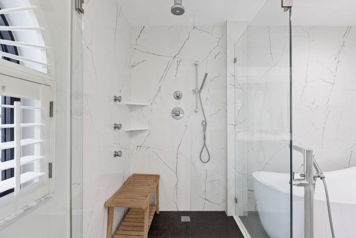 5556 N Ocean Boulevard 6a