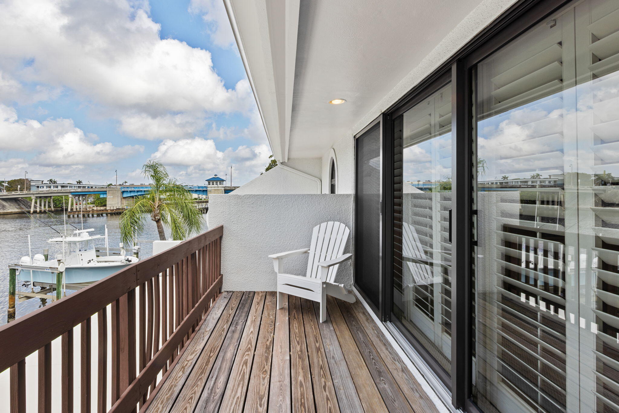 5556 N Ocean Boulevard 6a