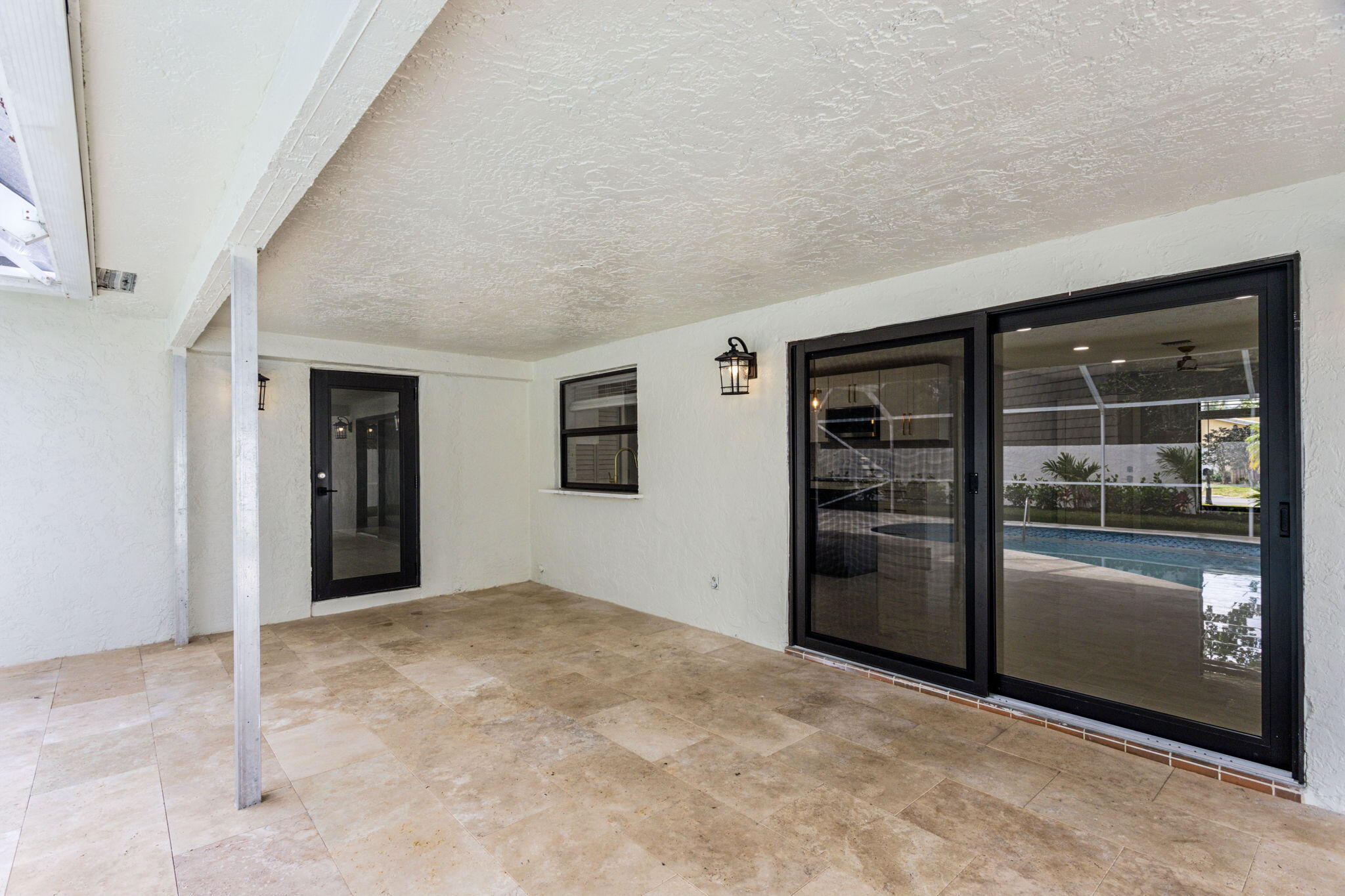 521 Curlew Road