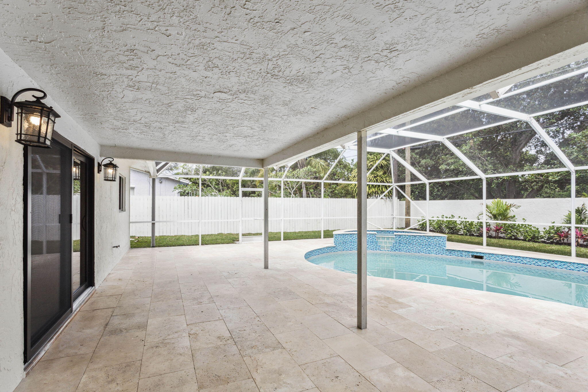 521 Curlew Road